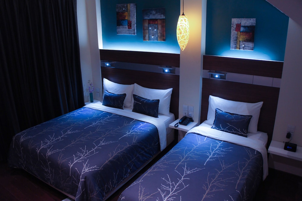 Deluxe Triple Room photo 2