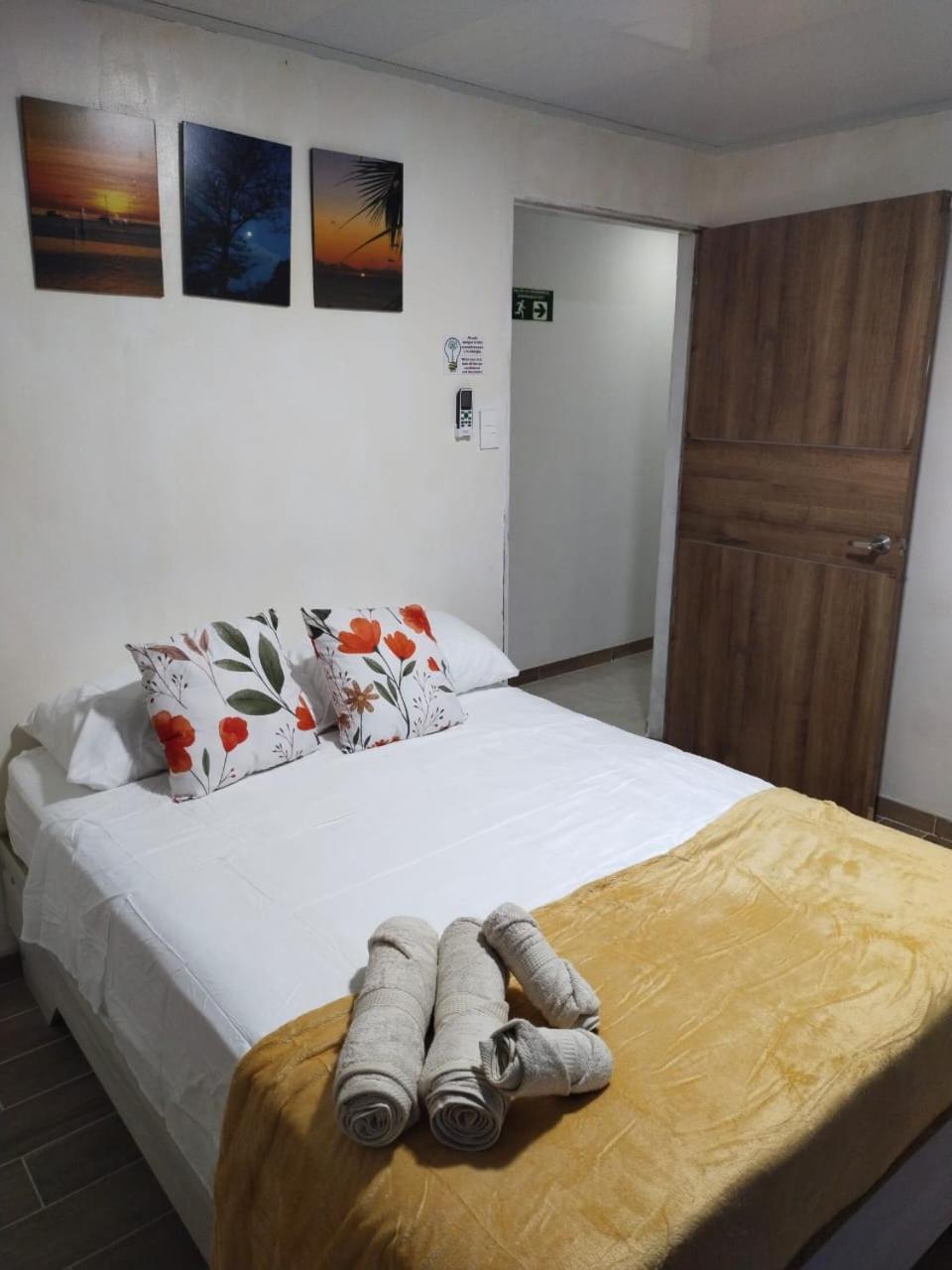 Double Room with Balcony photo 3