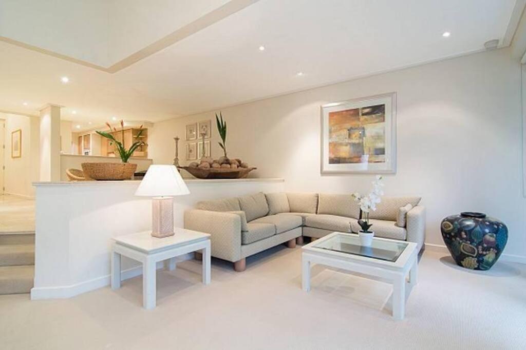 Three-Bedroom Villa photo 1