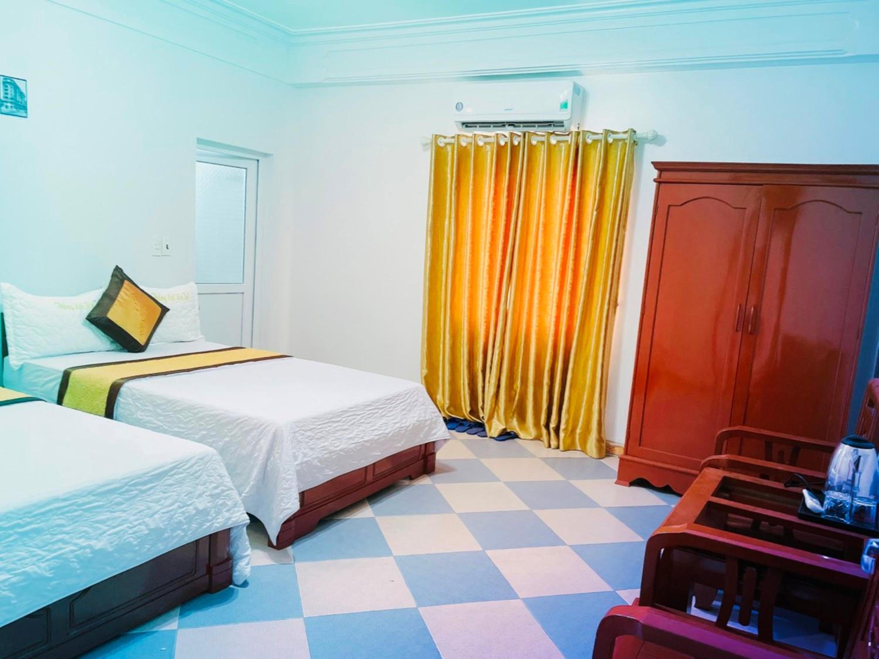 Twin Room - Photo 7