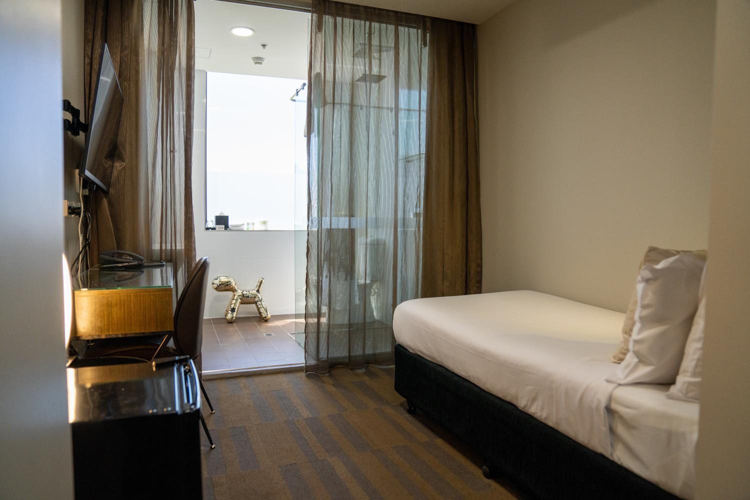 Single Room photo 3