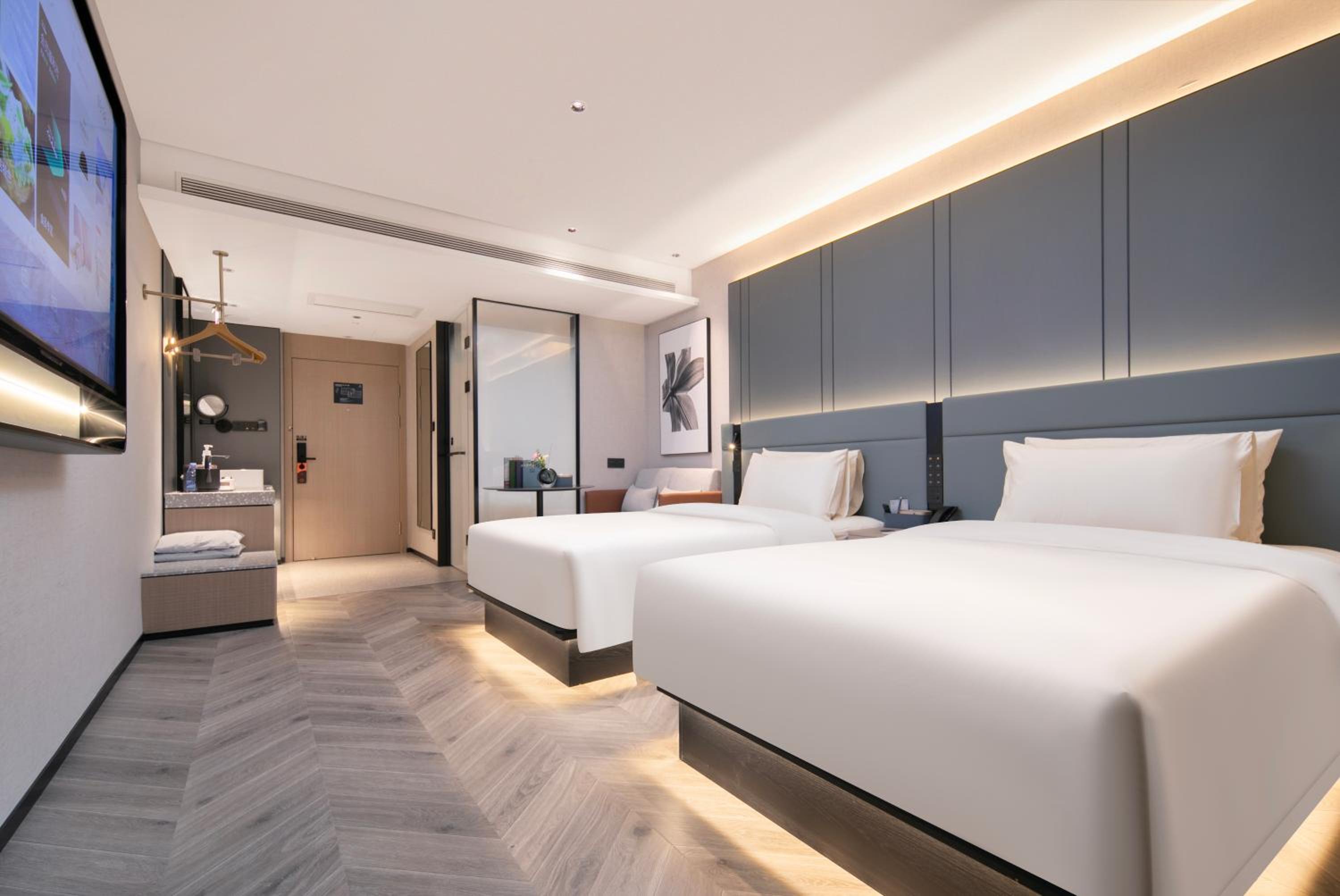 Jimu Twin Room with River View photo 1