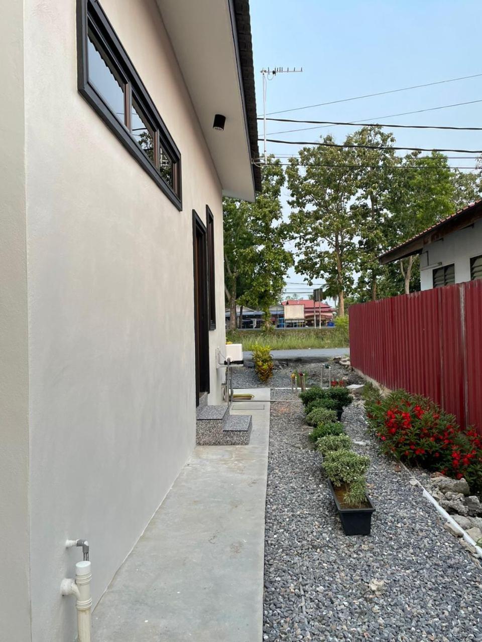 Two-Bedroom House photo 2