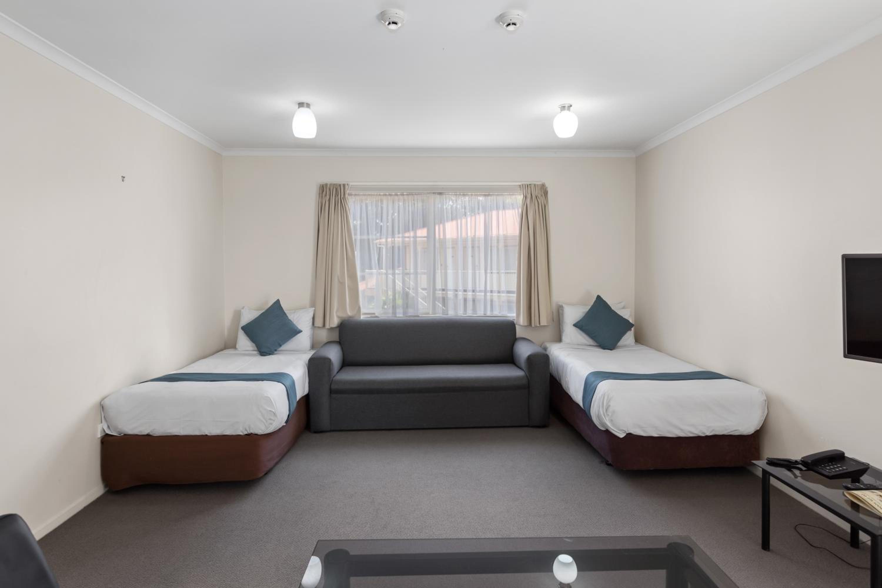 Superior One-Bedroom Suite