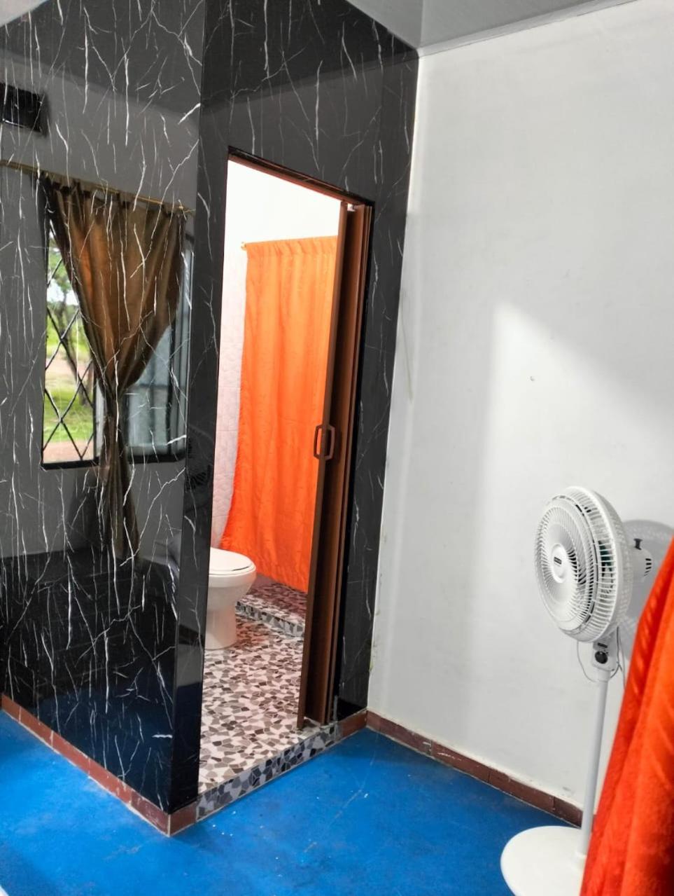 Double Room with Private Bathroom photo 2