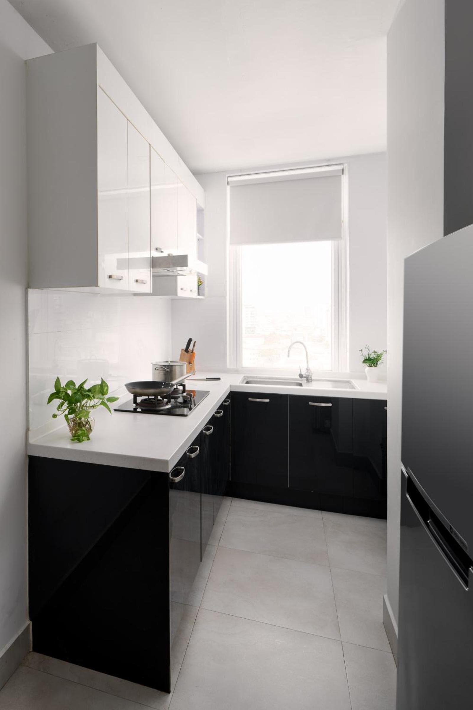 One-Bedroom Apartment - Photo 2