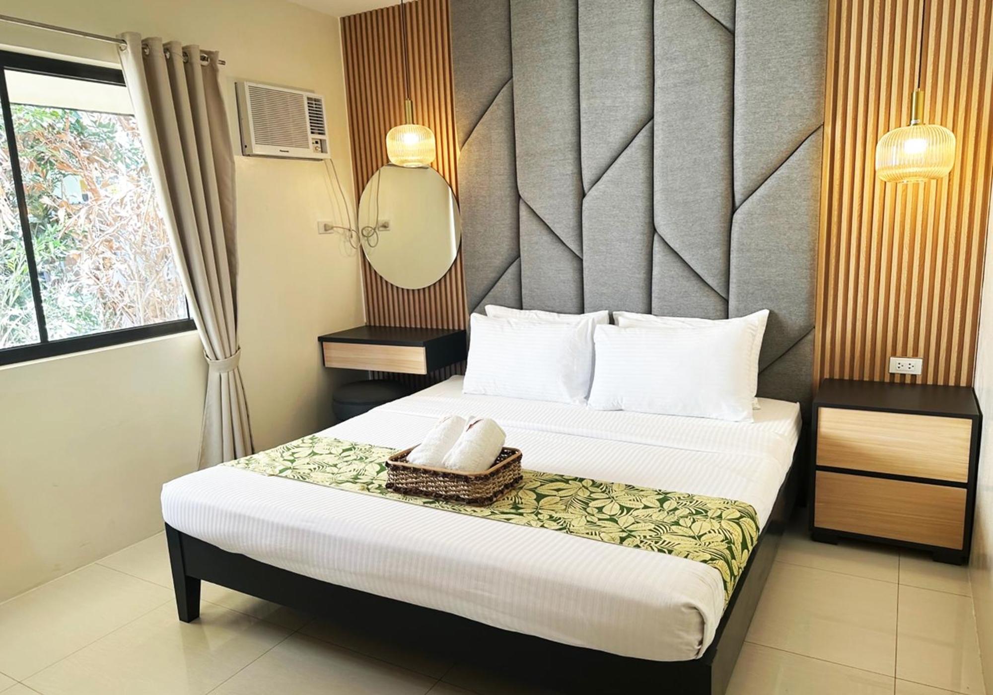 Deluxe Bungalow with Sea View photo 3