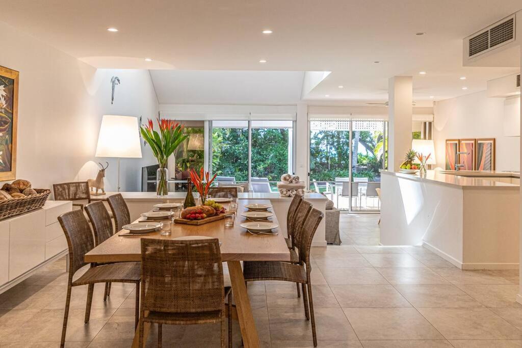 Three-Bedroom Villa photo 2