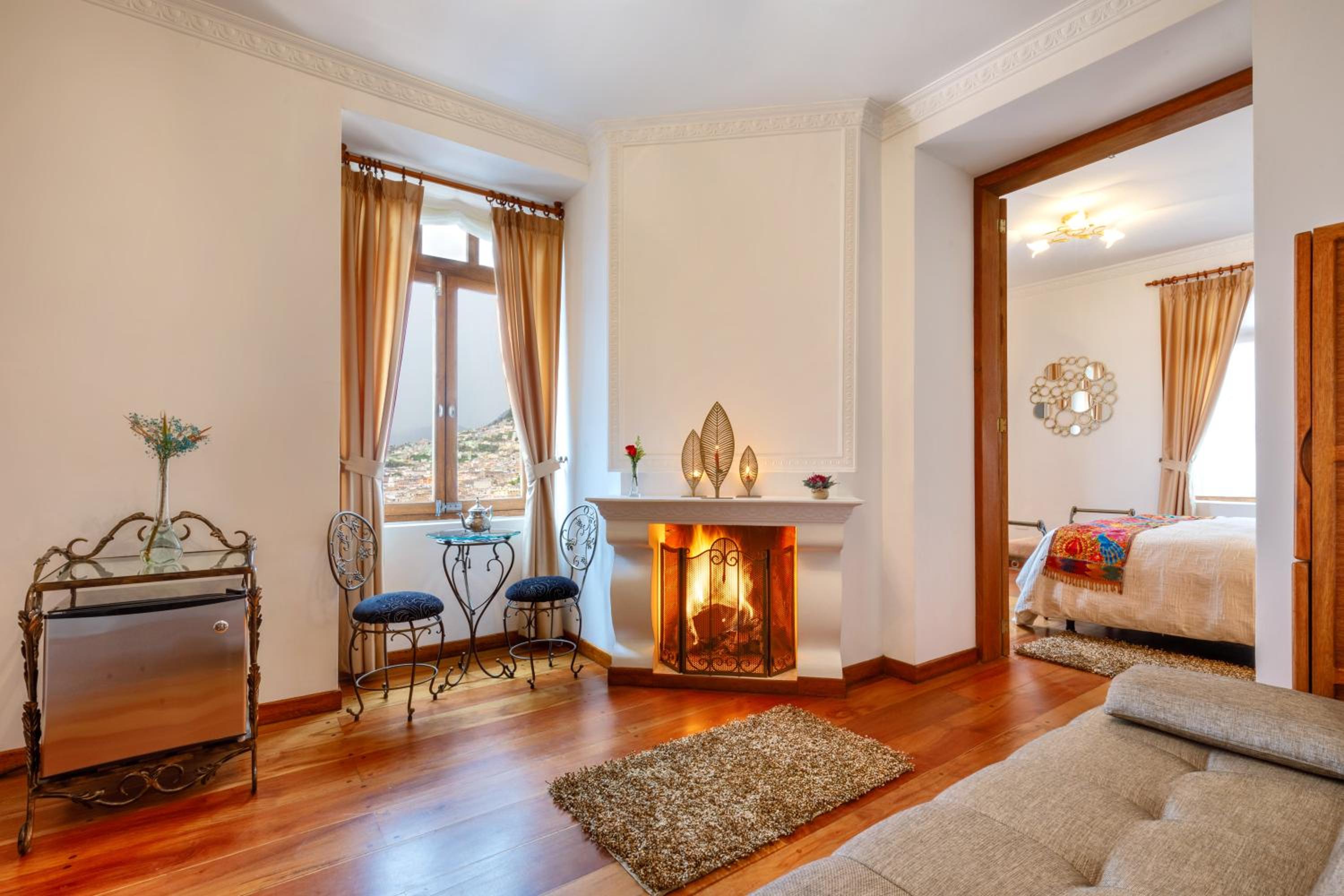 Suite with City View photo 1