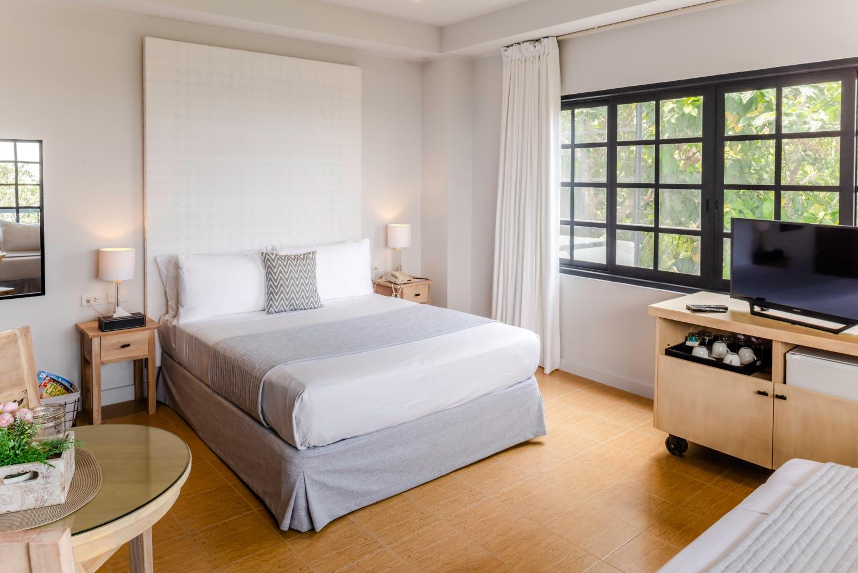 Superior Deluxe Double or Twin Room  - Photo 3