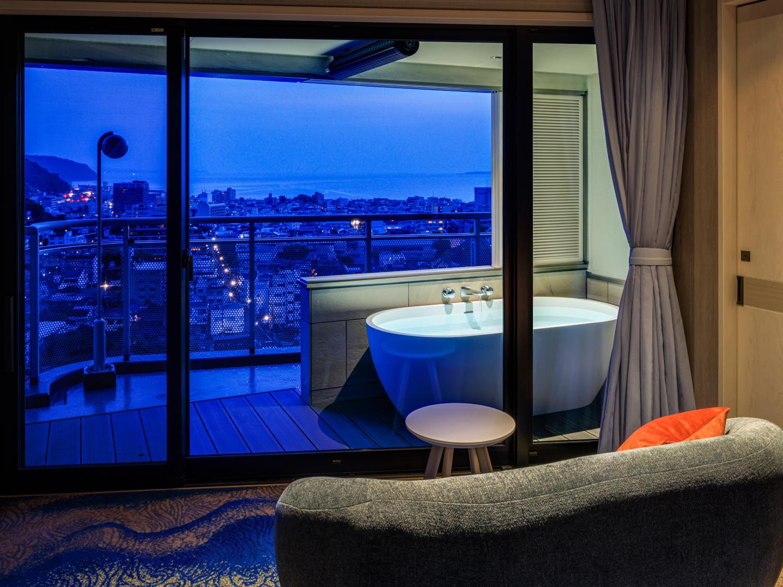 Premium Room with Open-Air Bath and Ocean View - Top Floor photo 1