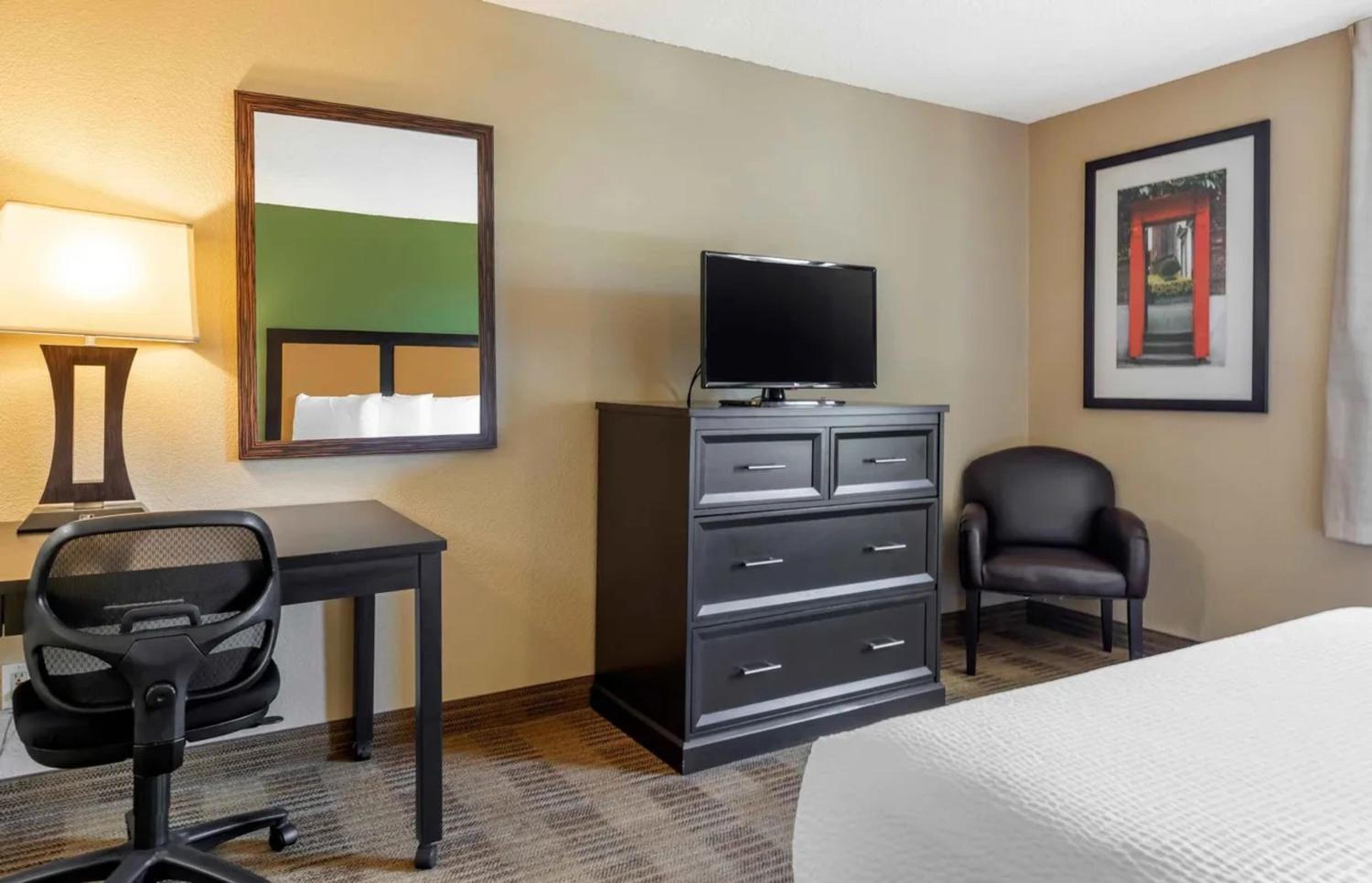 Queen Suite photo 3