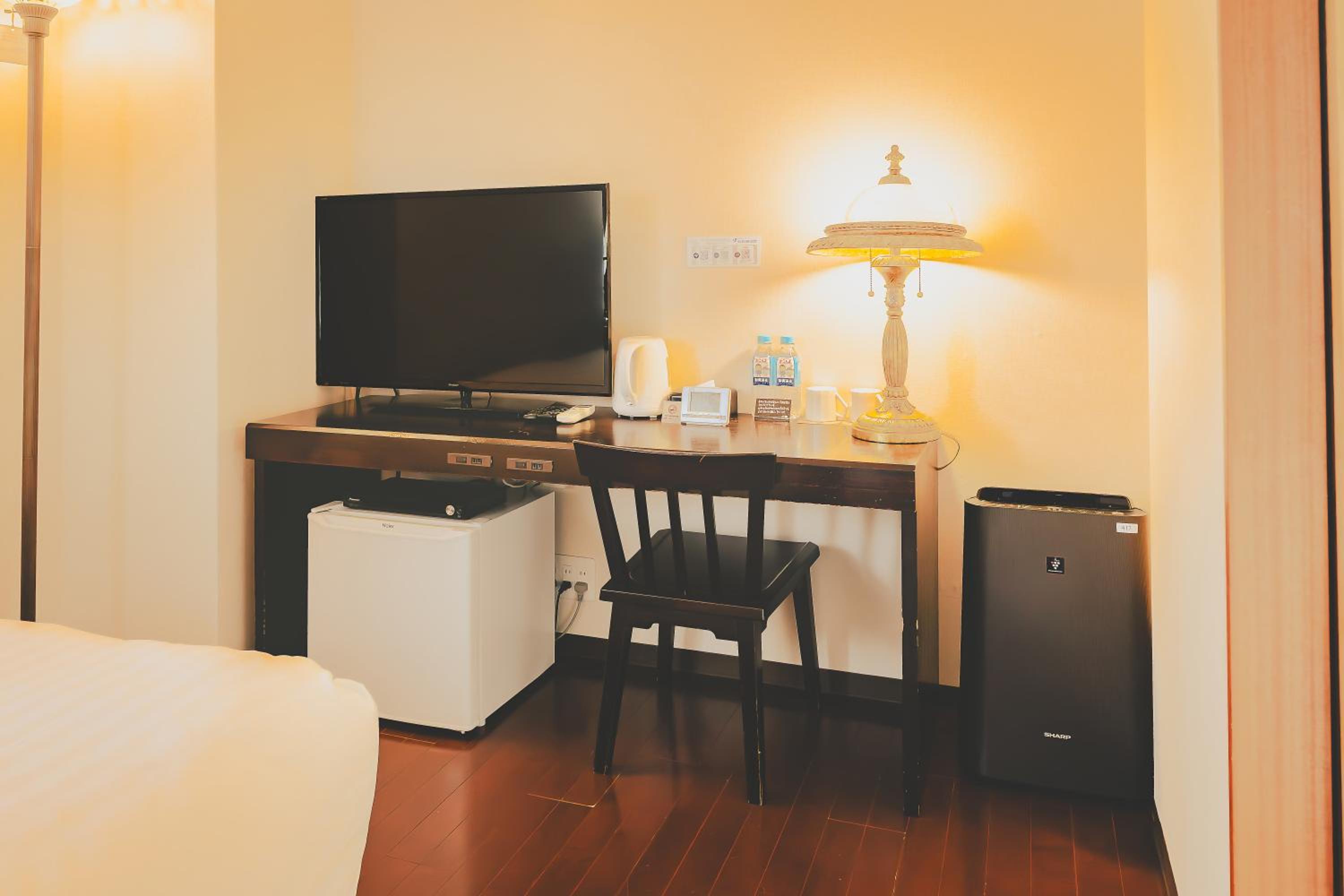 Double Room - Non-Smoking  - Photo 3