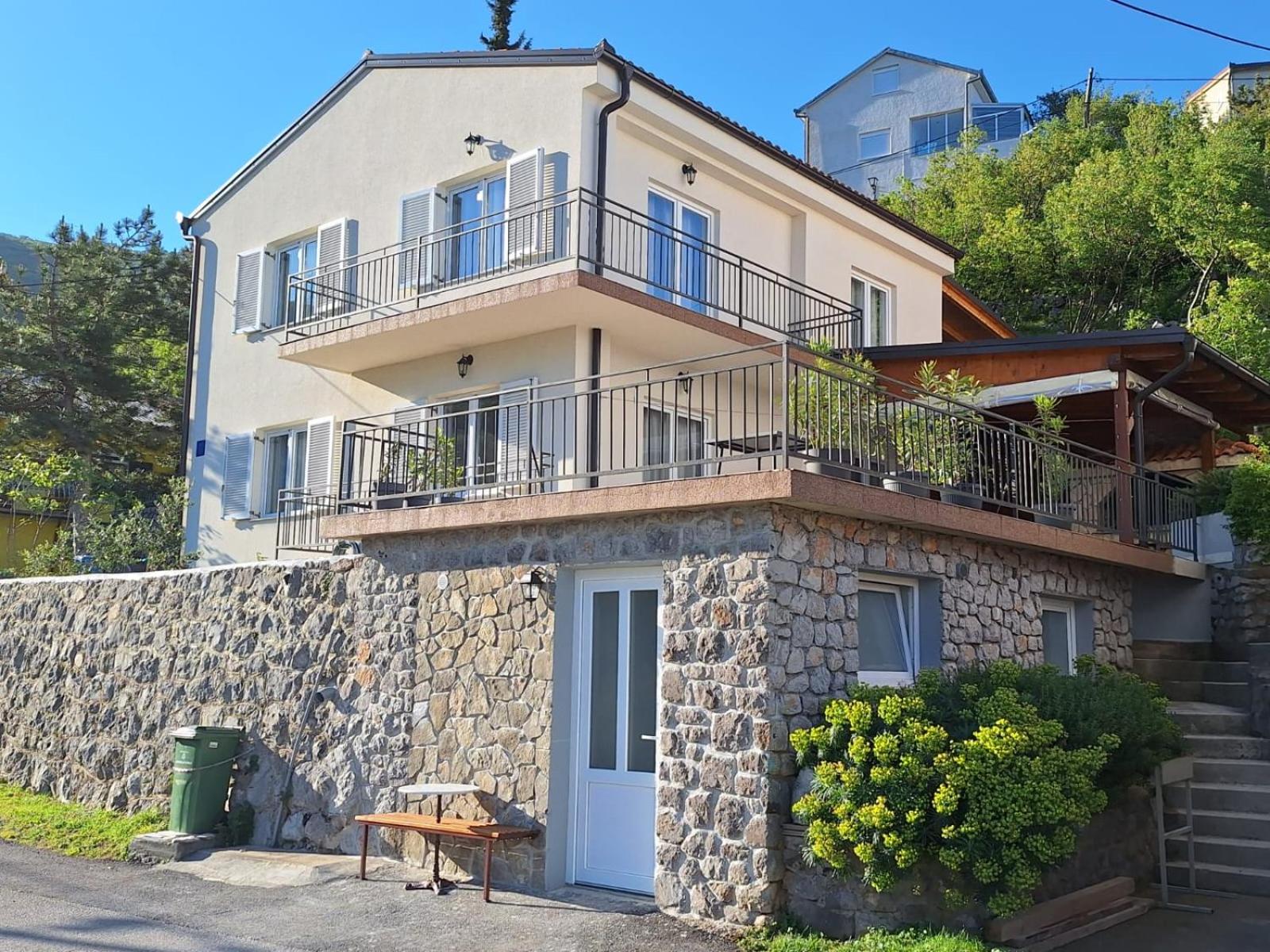 Apartment with Sea View photo 2