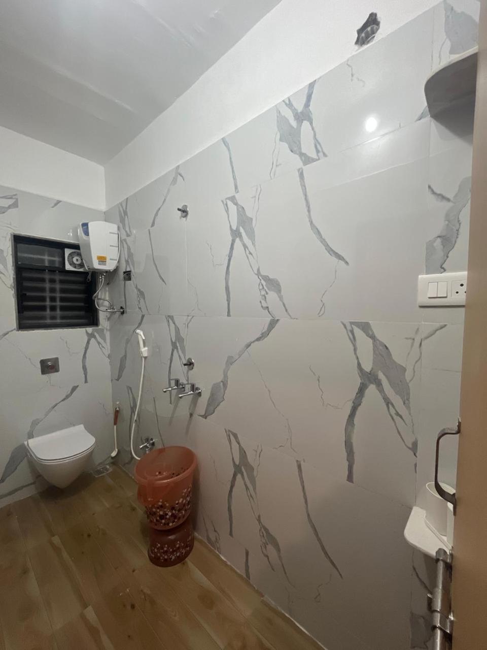 Double Room with Private Bathroom photo 2