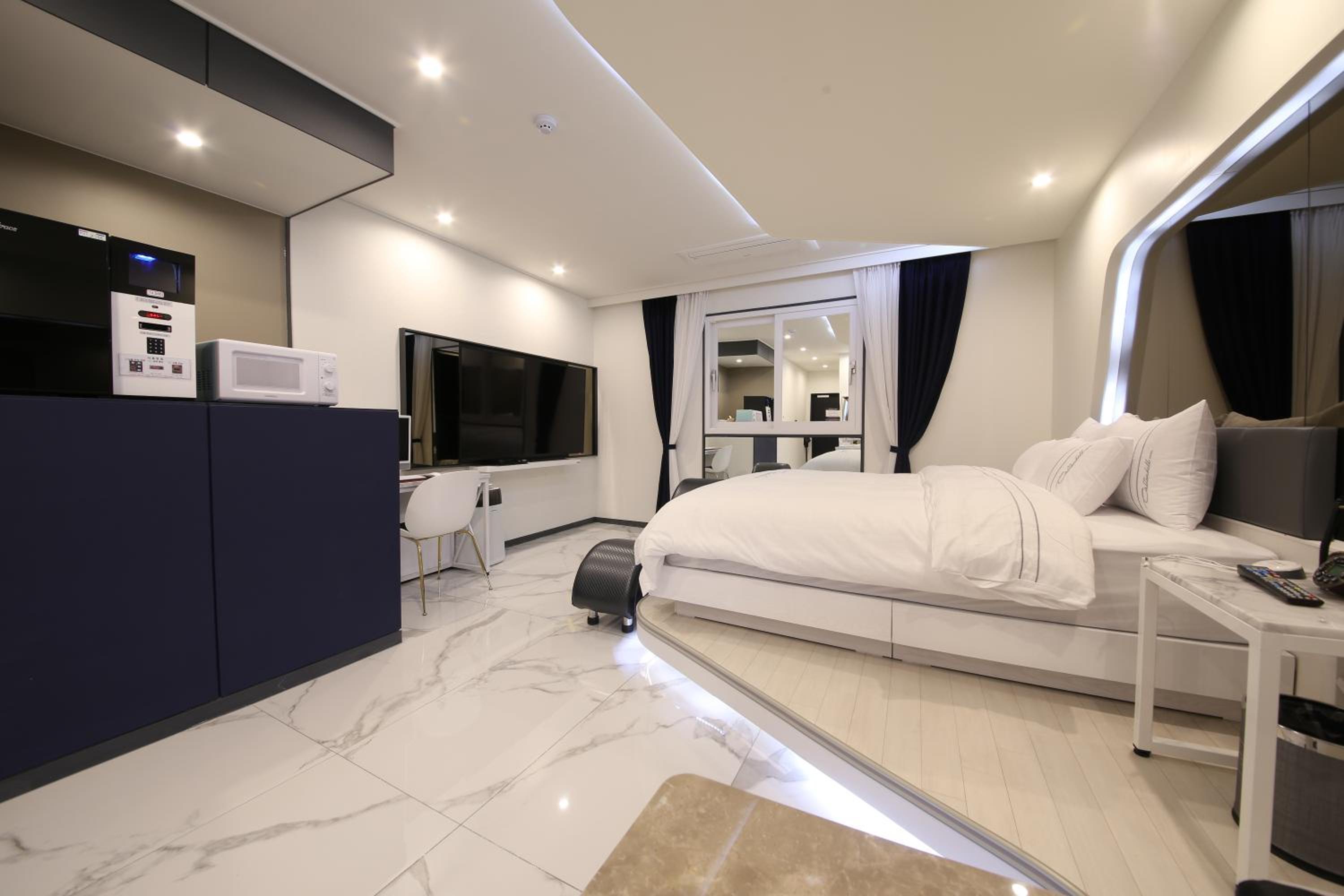Superior Double Room - Photo 7