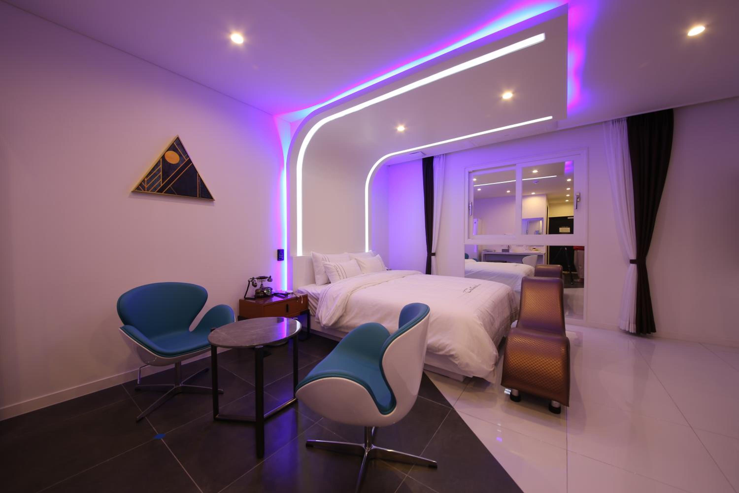 Superior Double Room - Photo 10