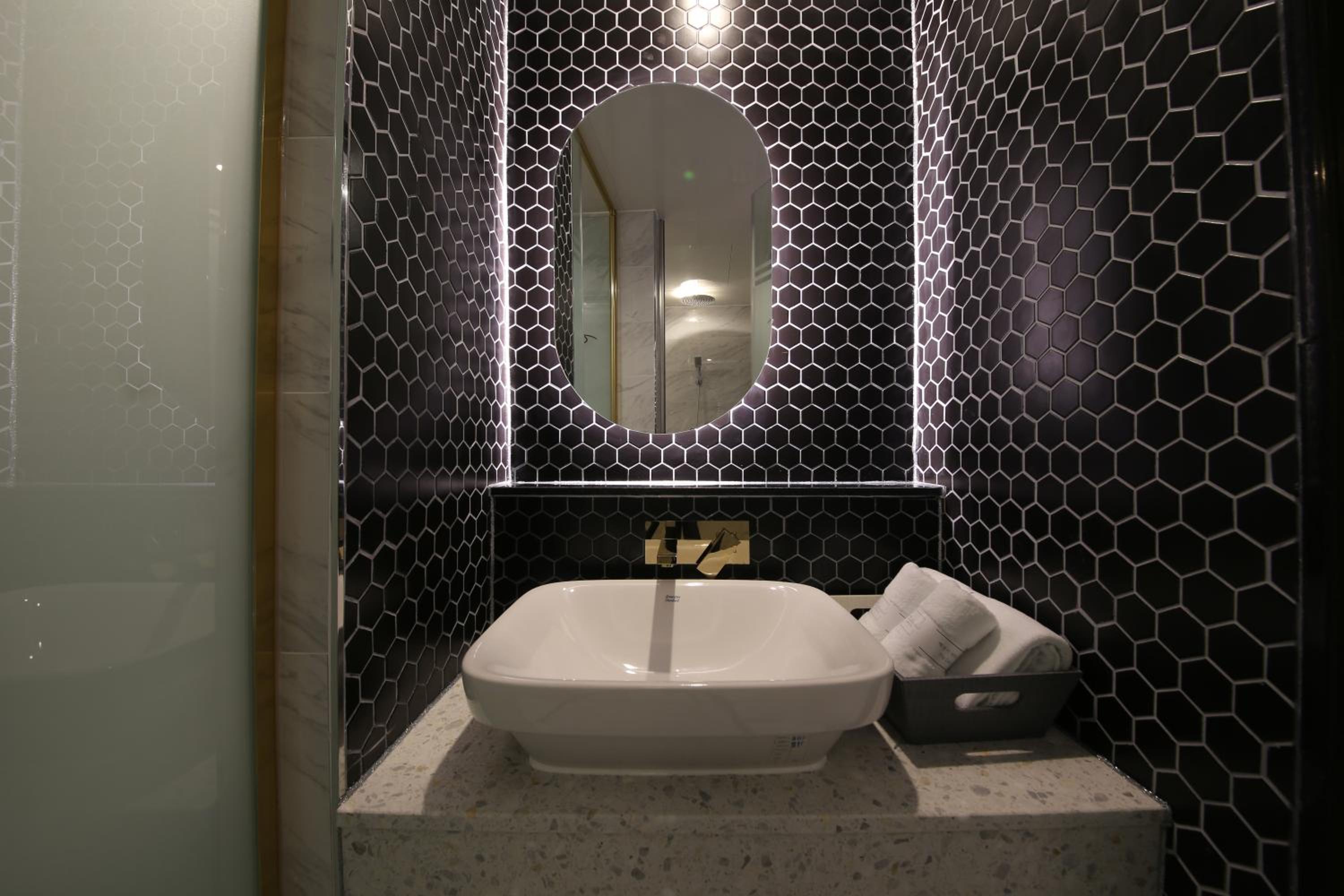 Superior Double Room - Photo 2