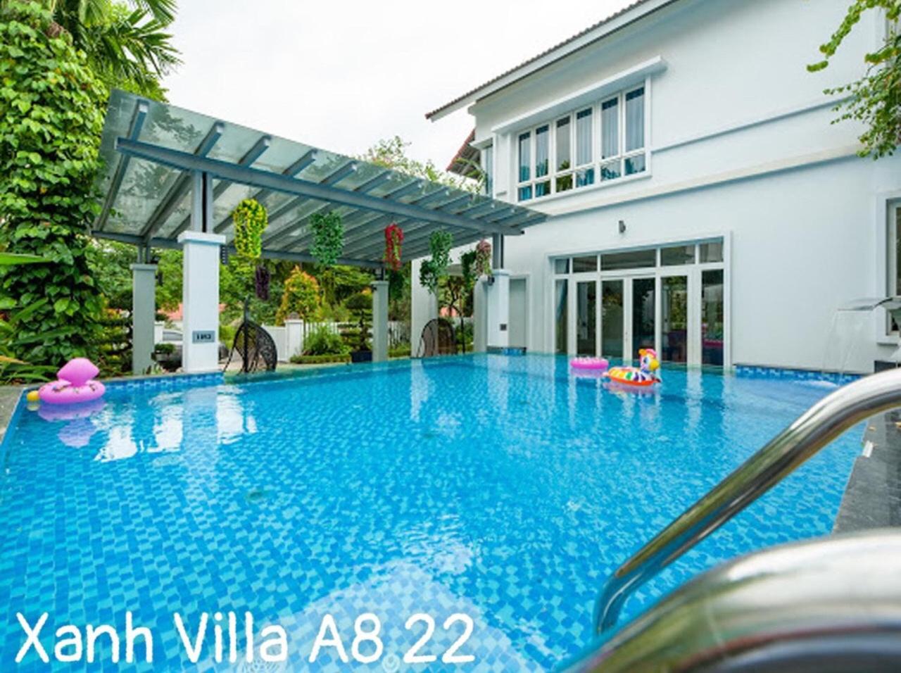 Villa photo 1