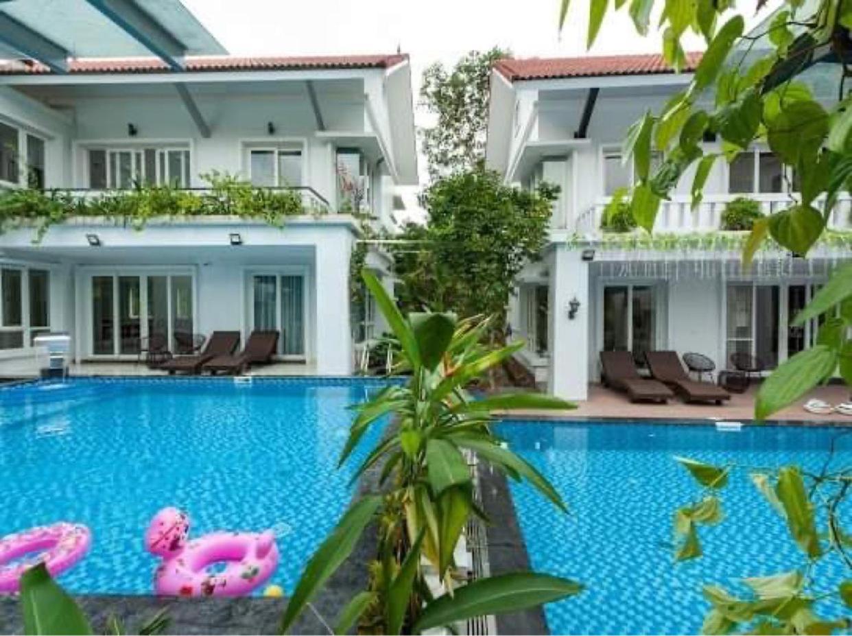 Villa photo 3