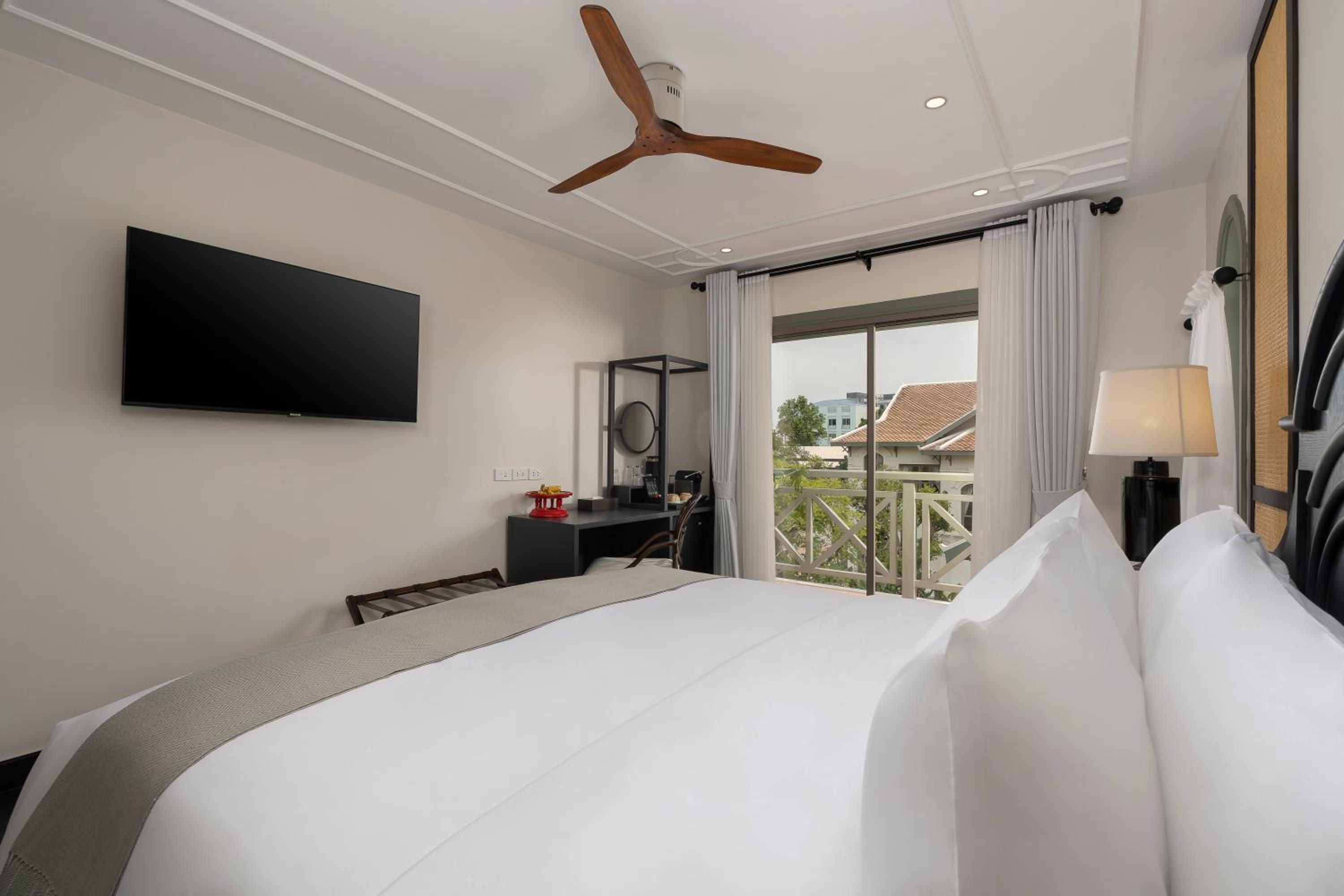 King Room with Garden View photo 3