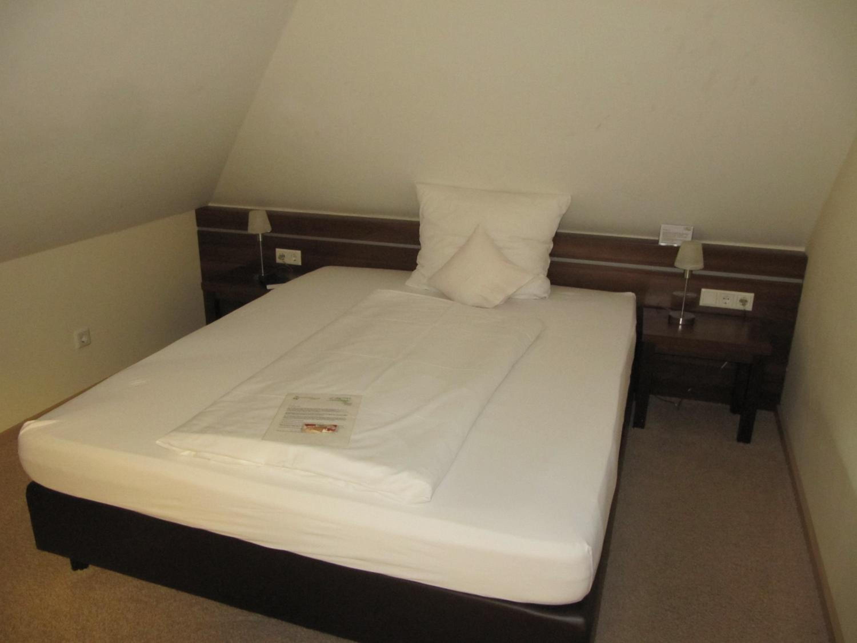 Double Room - Photo 3