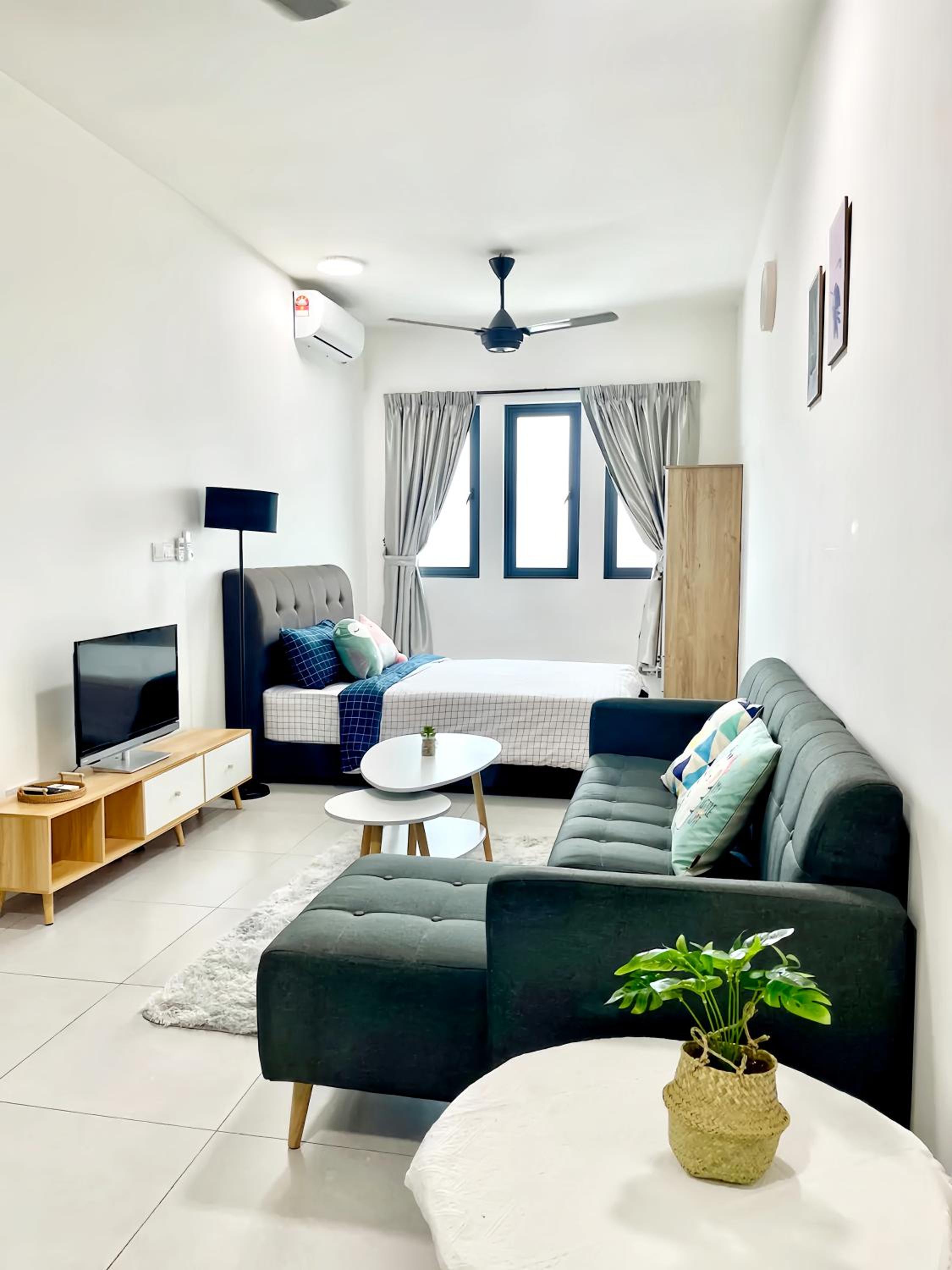 Studio Apartment photo 2