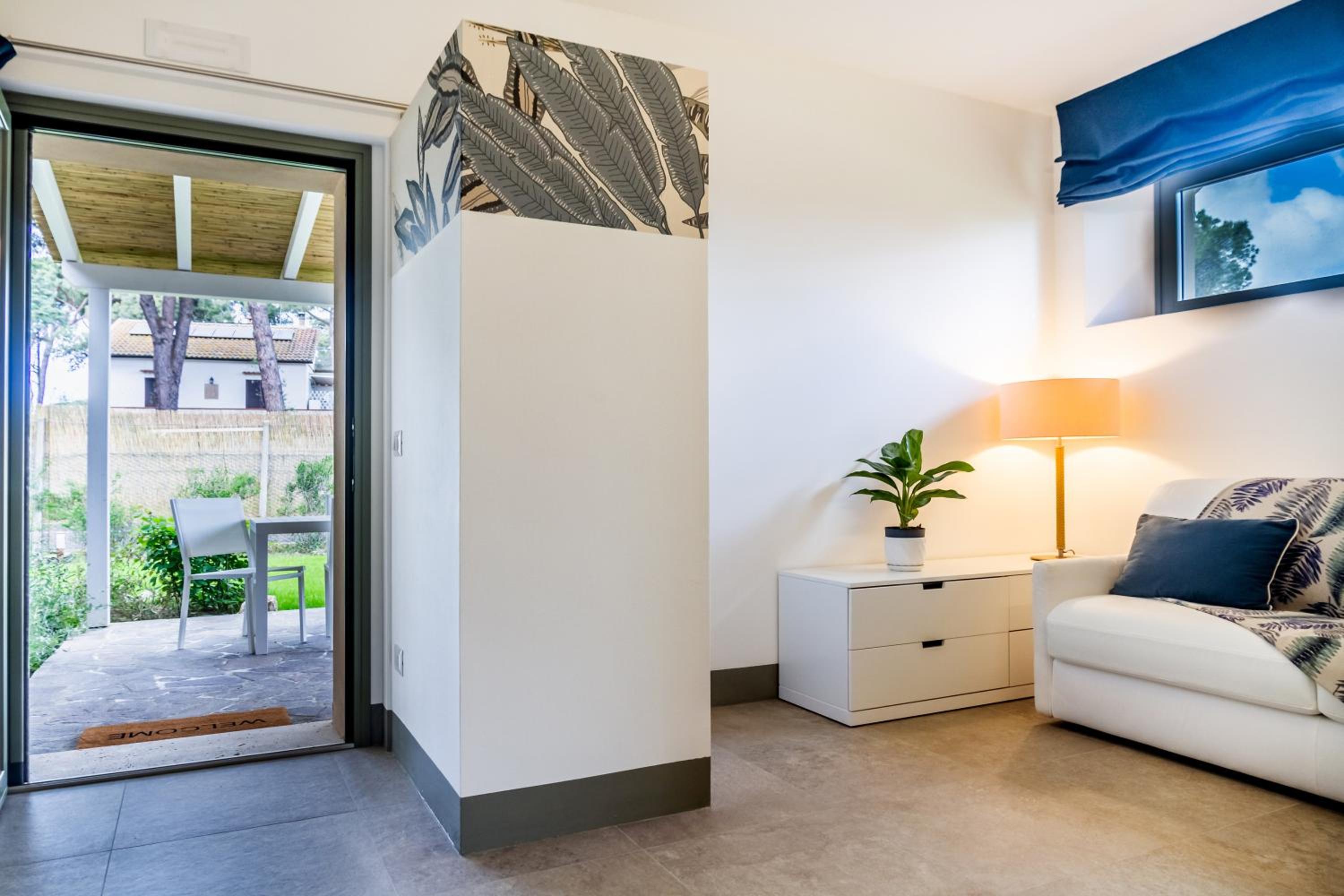 One-Bedroom Apartment with Garden View