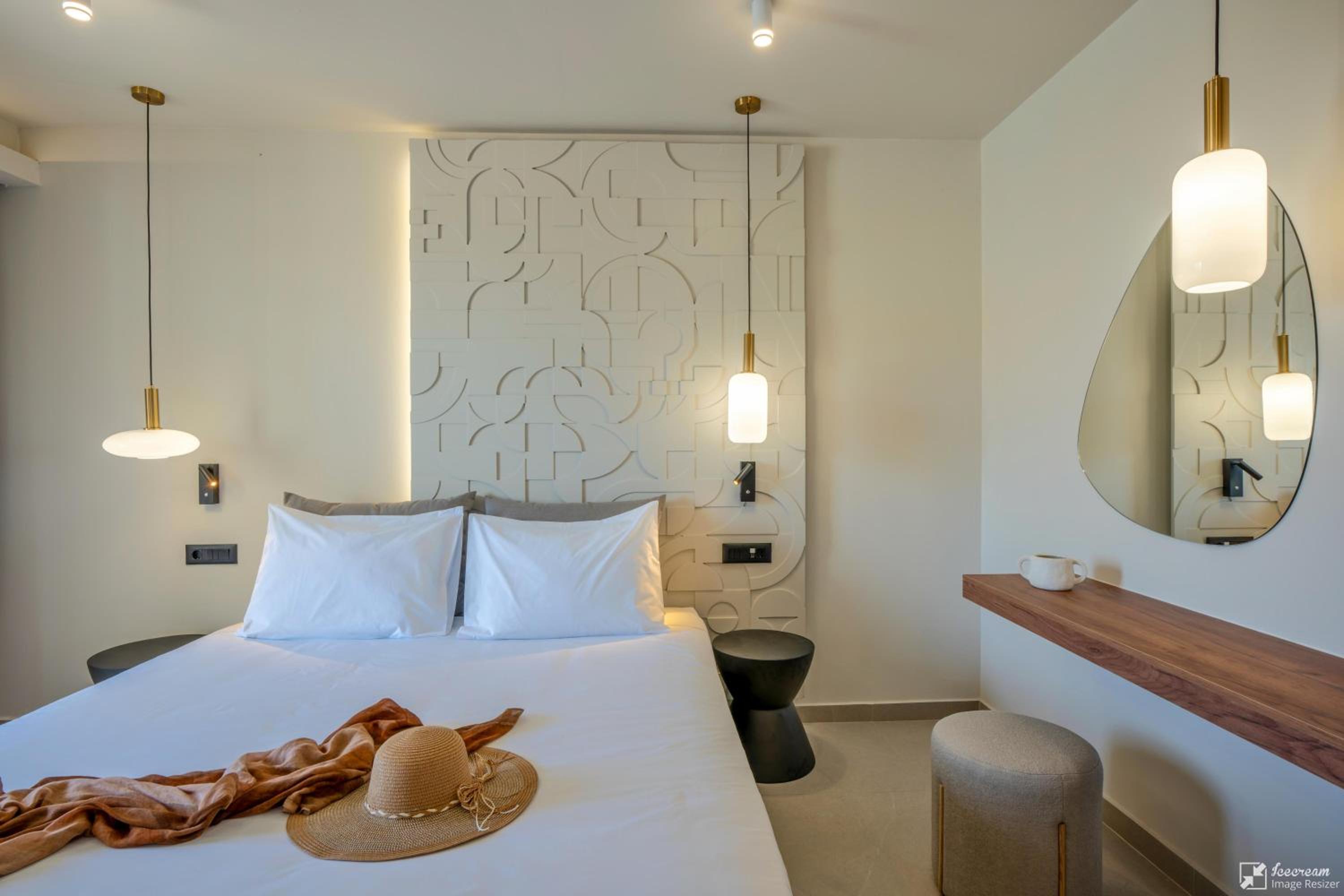 Superior Double Room Side Sea View photo 3