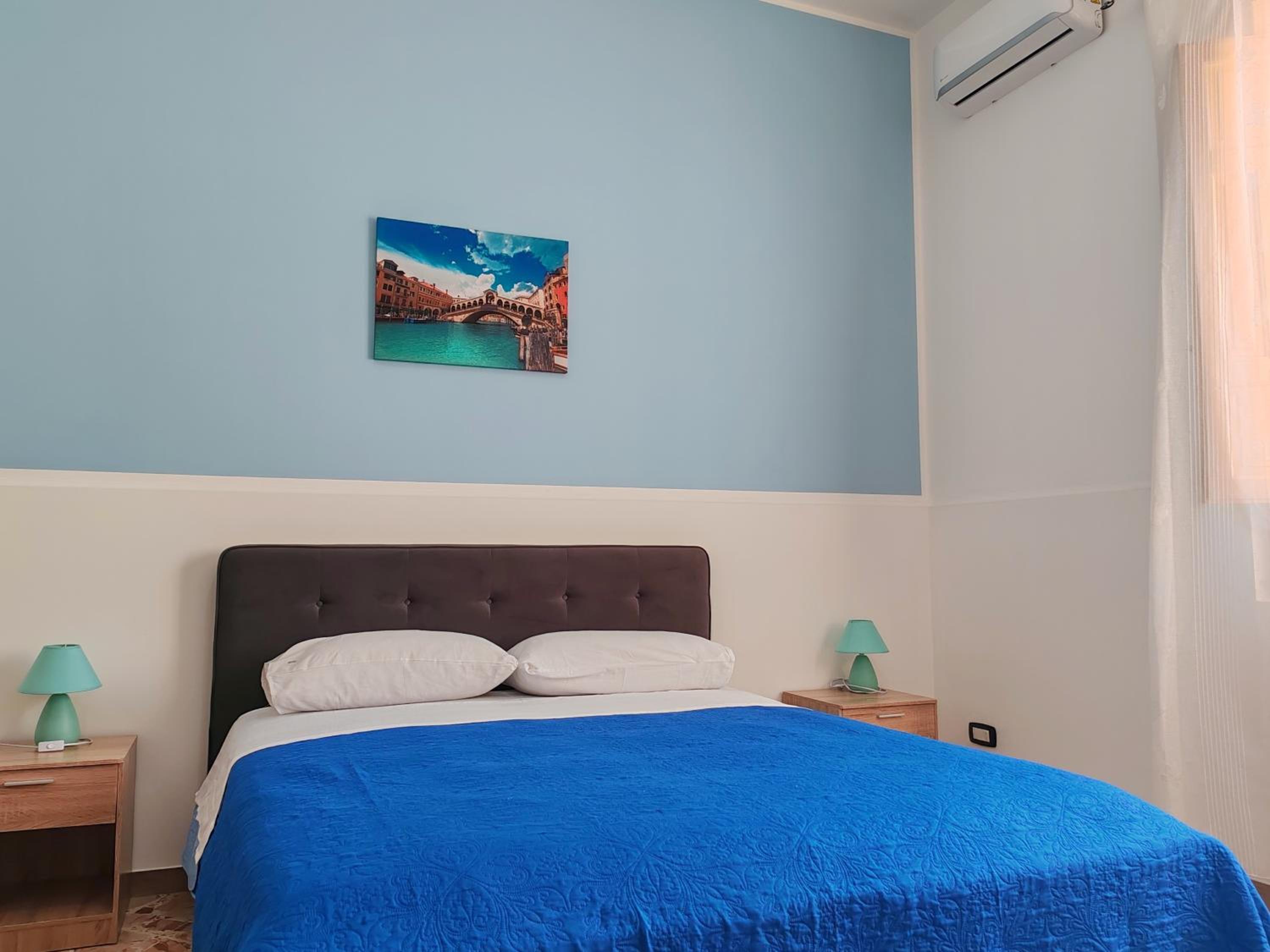 Double Room With Private Bathroom photo 1