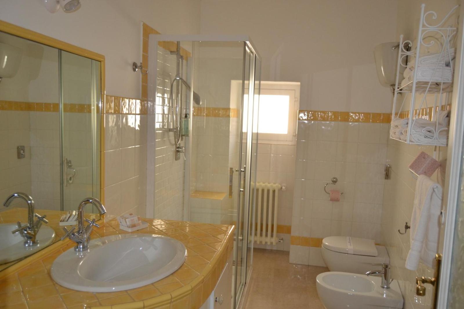 Family Suite (2 Adults + 2 Children) photo 2