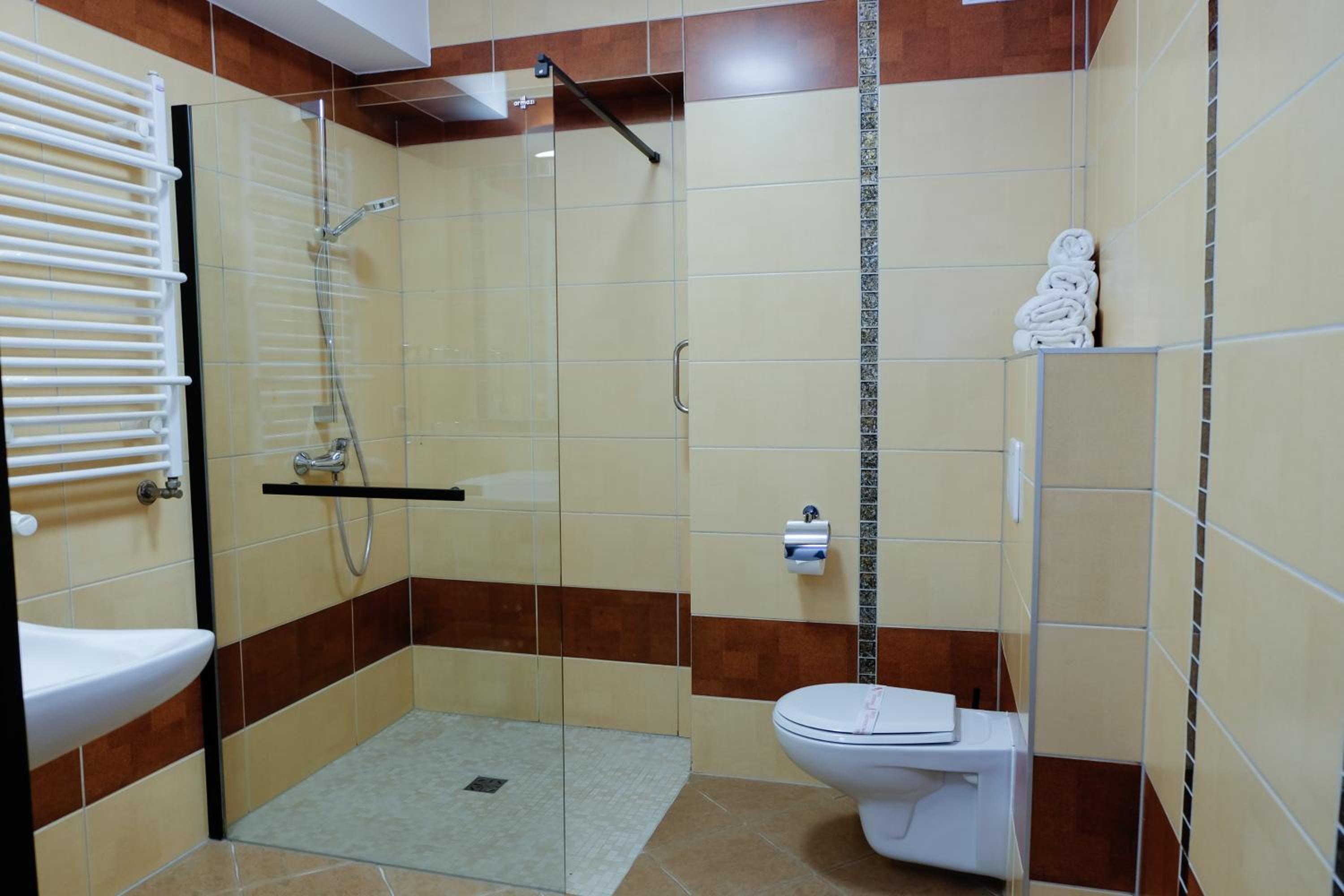 Double Room - Photo 3