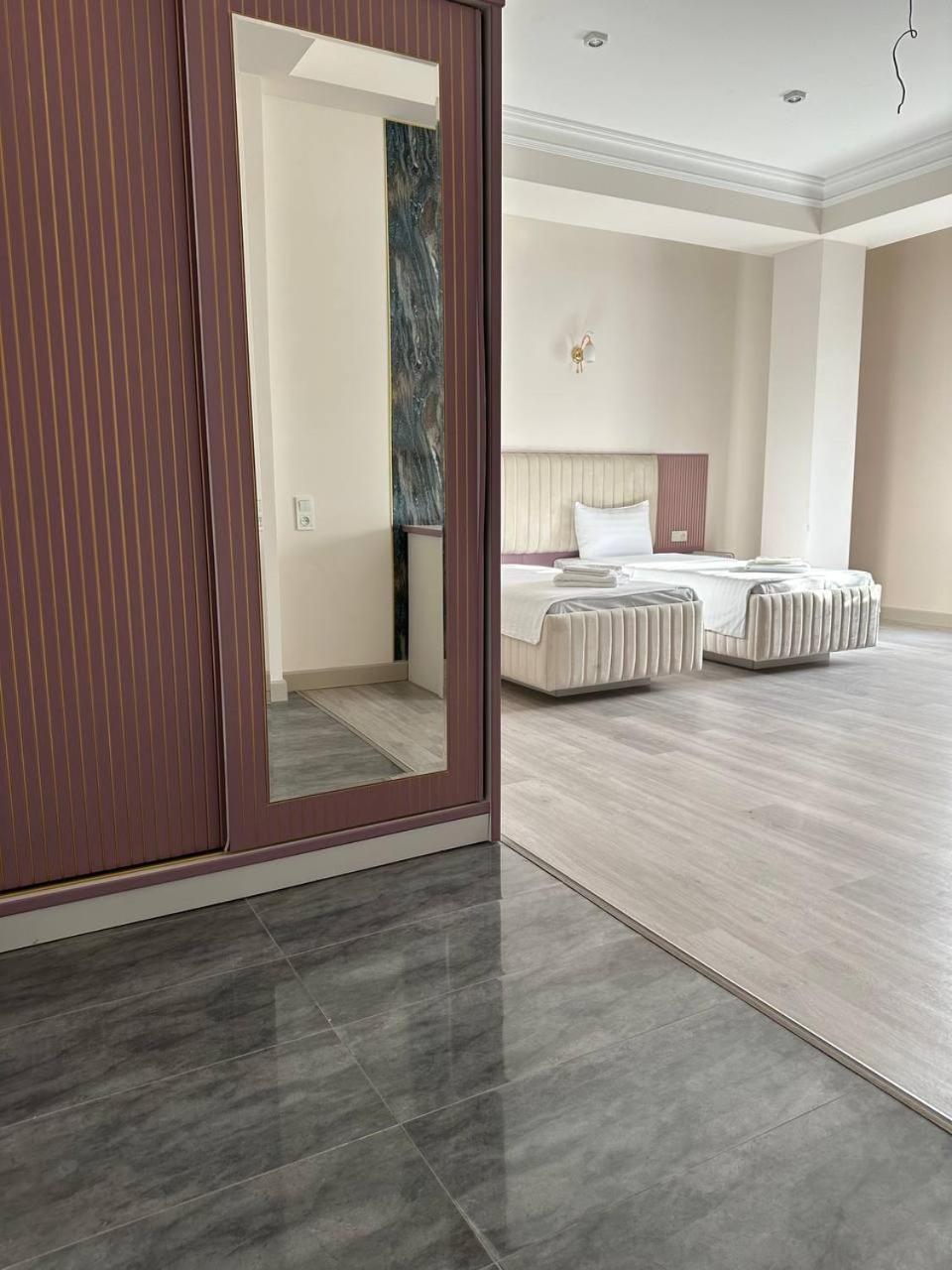 Twin Room with Balcony photo 2