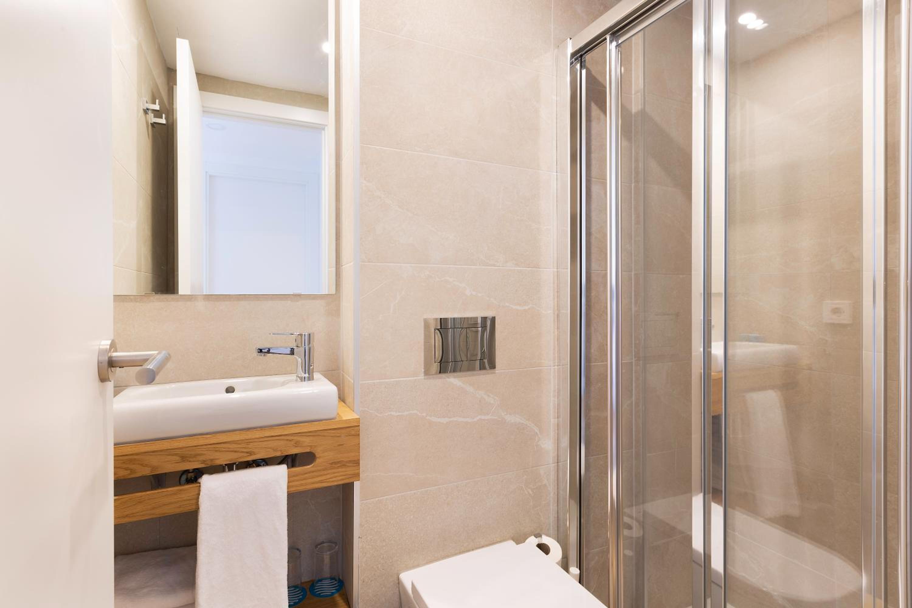 Suite 2 Bedrooms Sea View