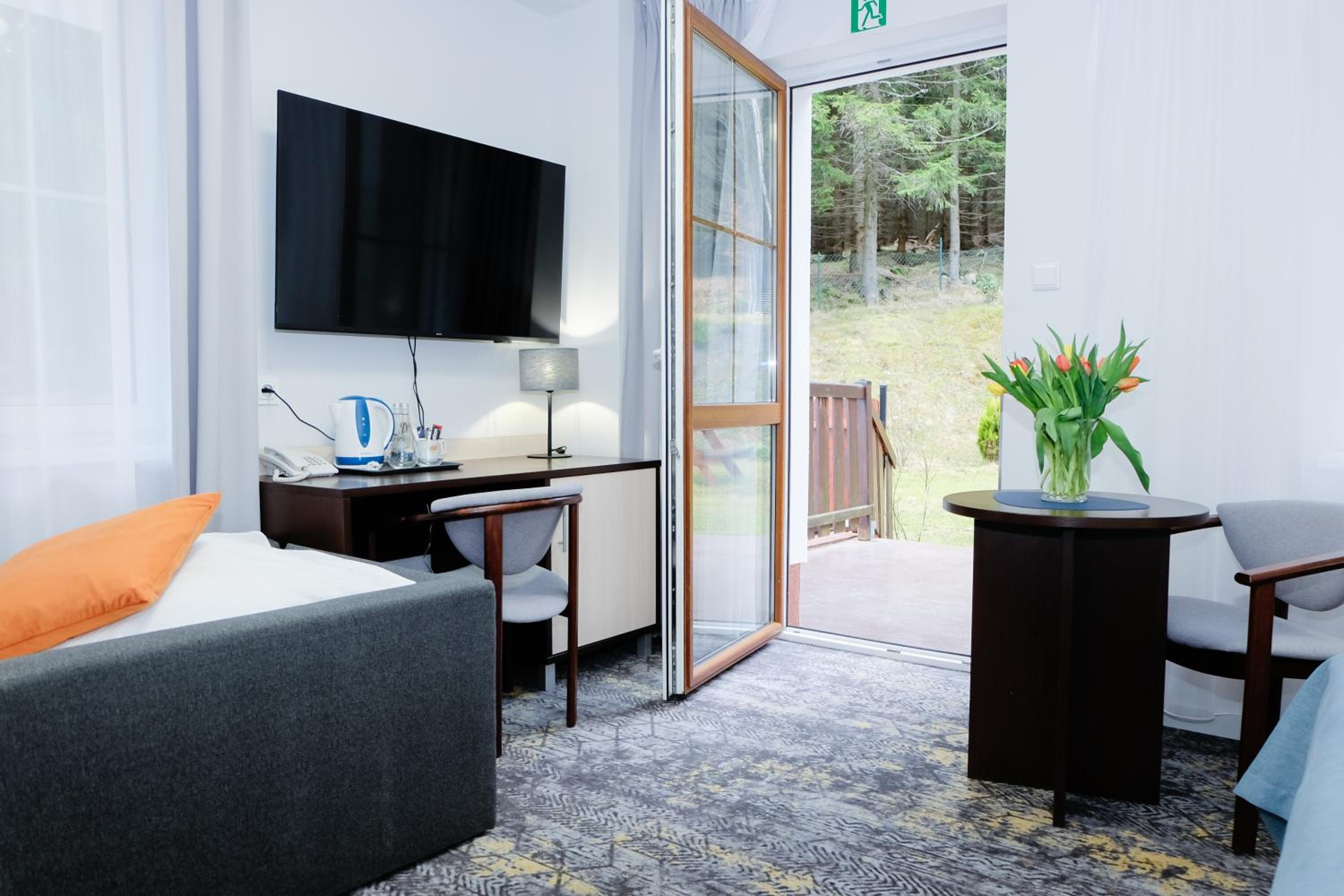 Double Room with Terrace - Photo 3