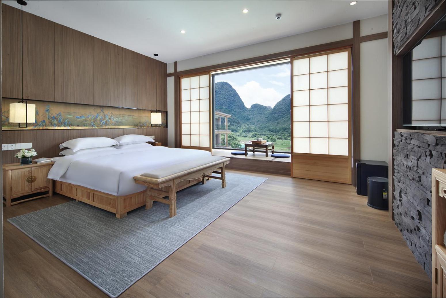 Double Room with Mountain View