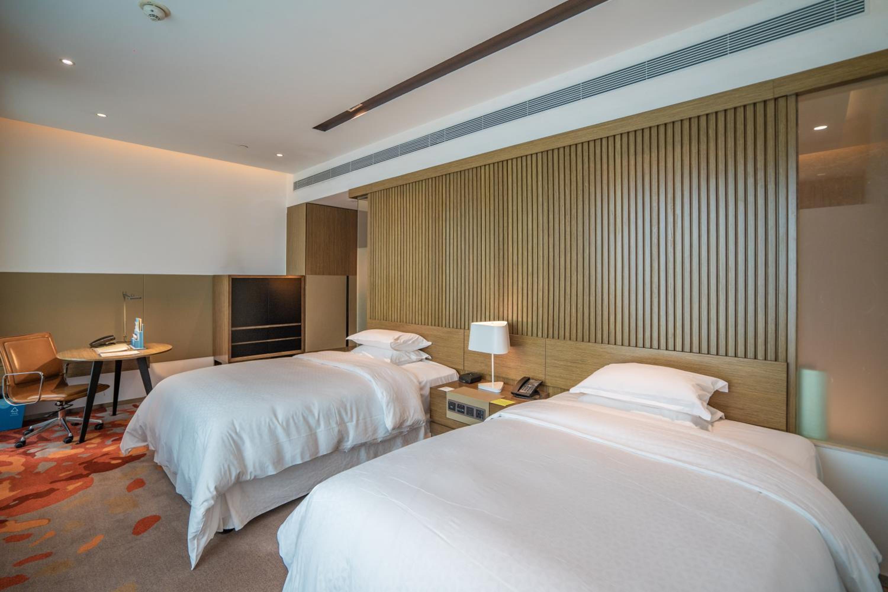 Standard Twin Room photo 2