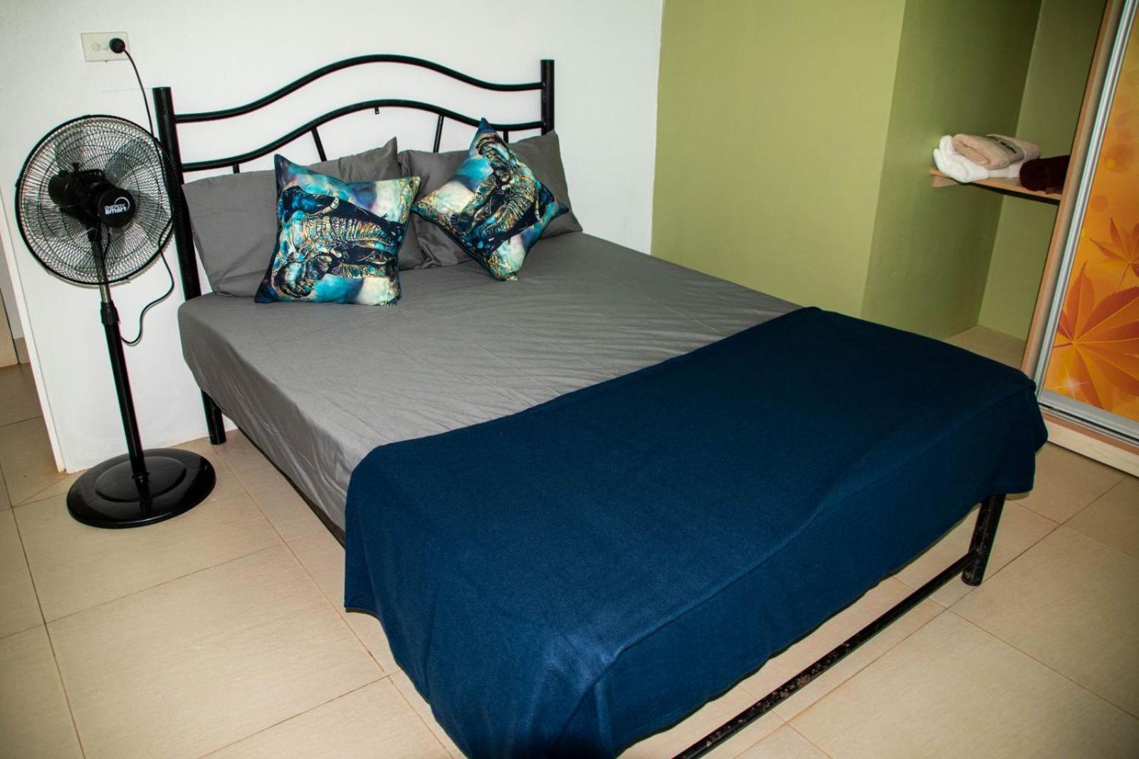 One-Bedroom House photo 3