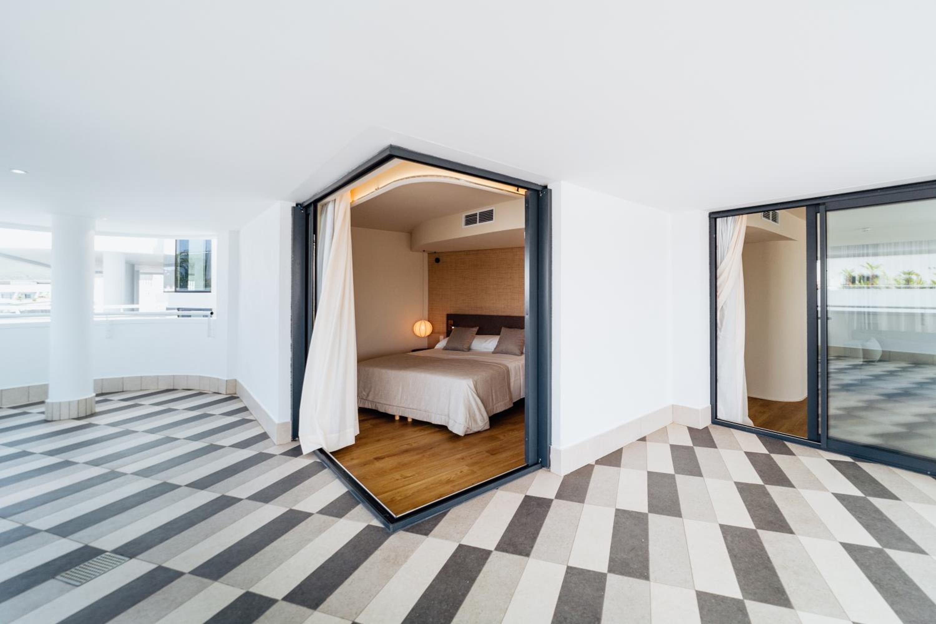 Master Suite - Photo 1