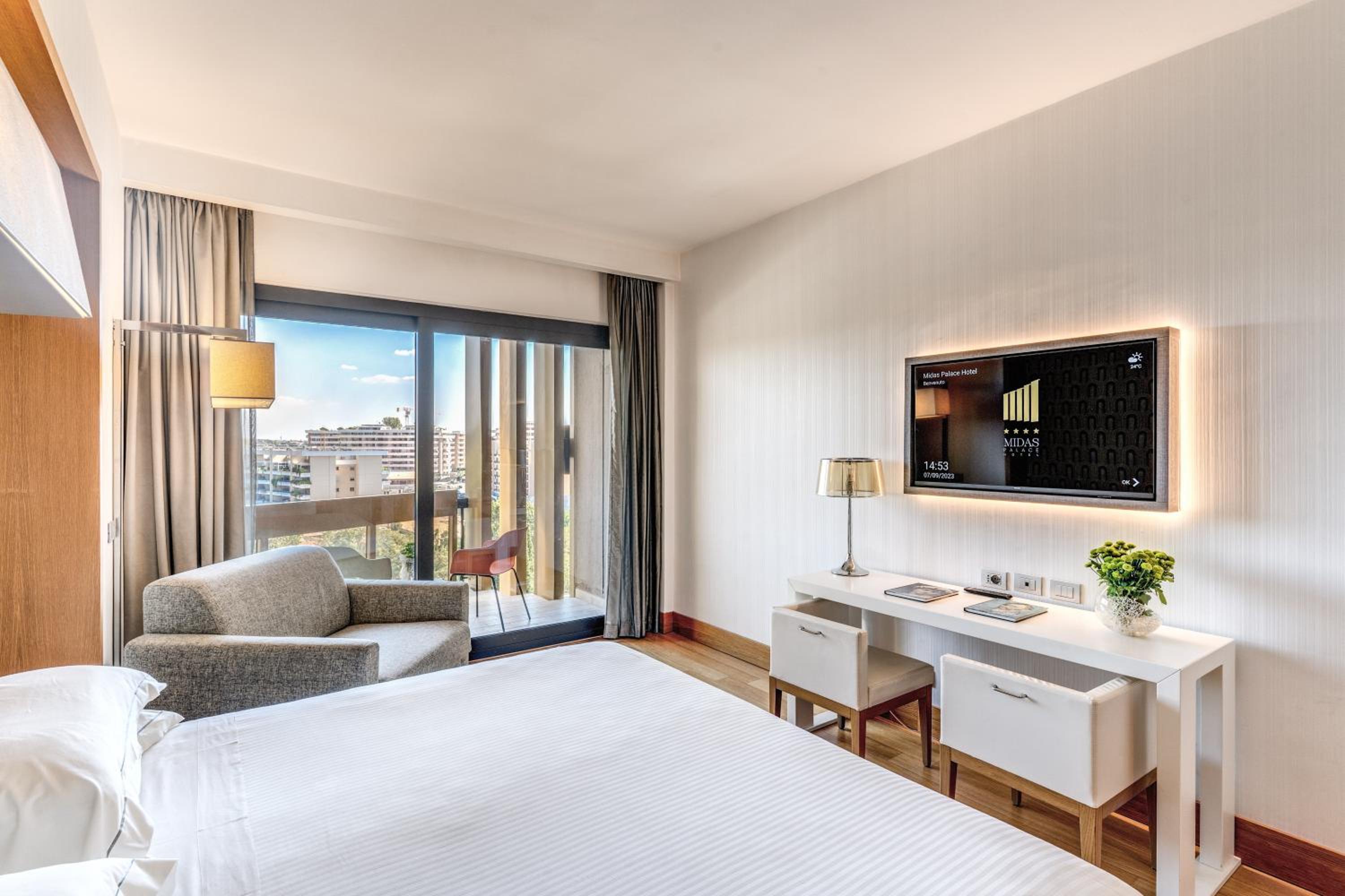 Superior Double Or Twin Room photo 3