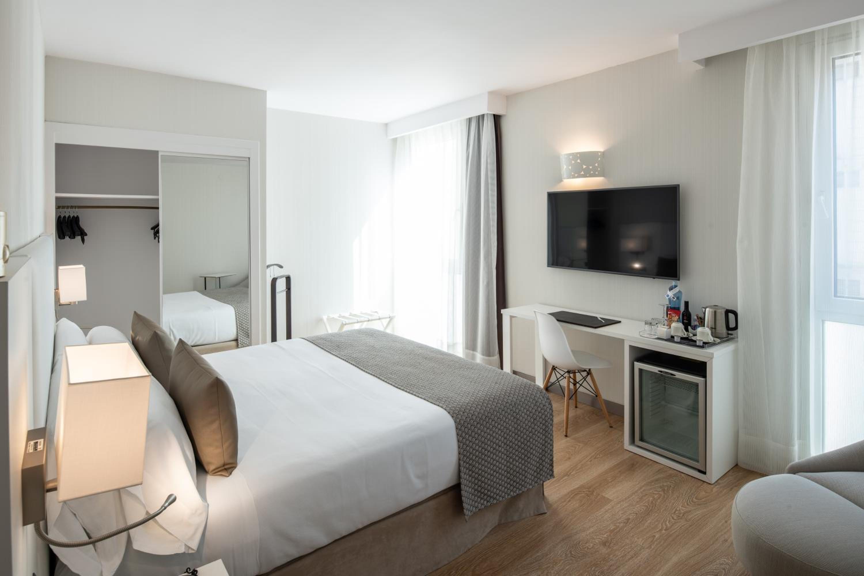 Superior Double Room - Photo 6