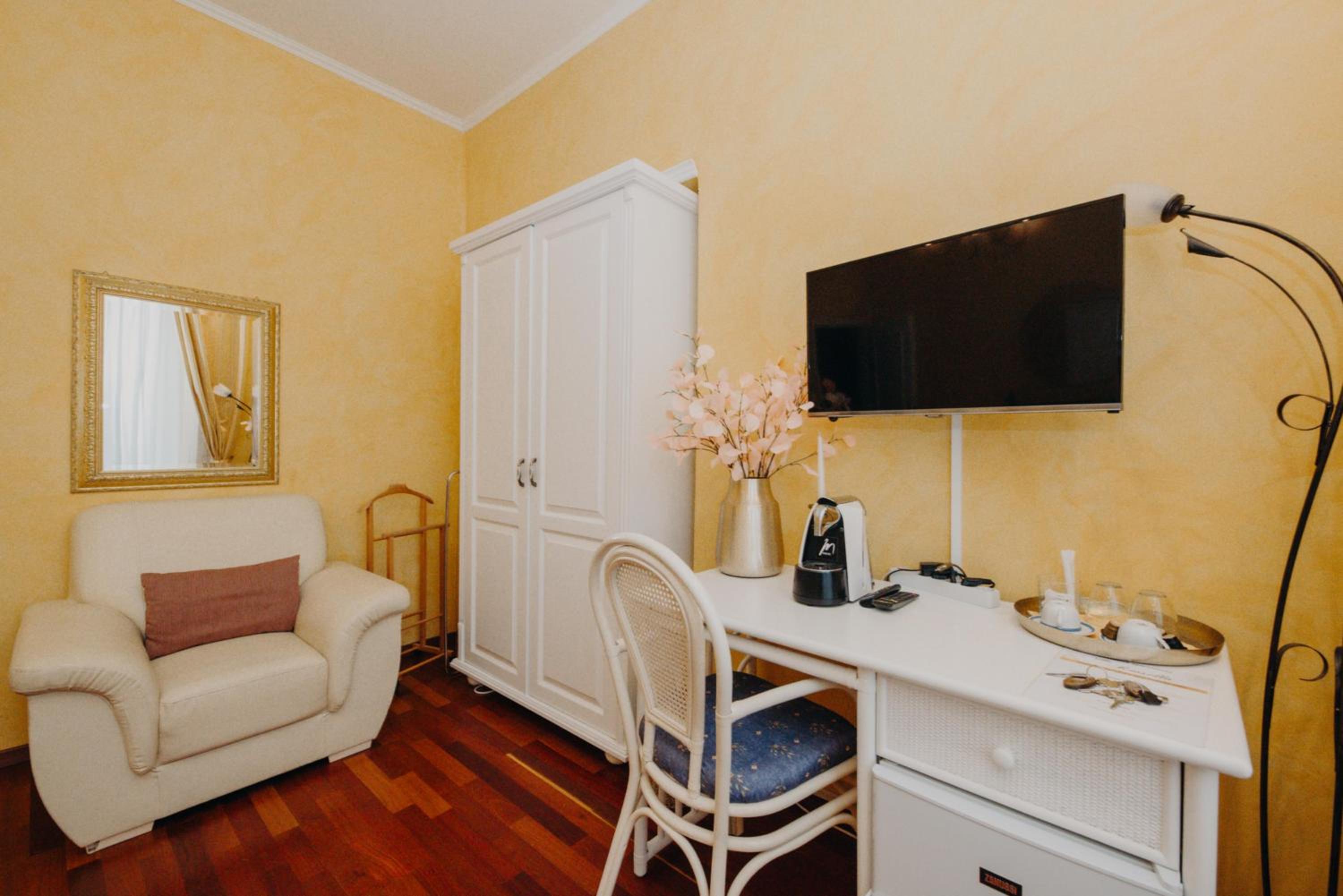 Classic Double Room with Sea View photo 1