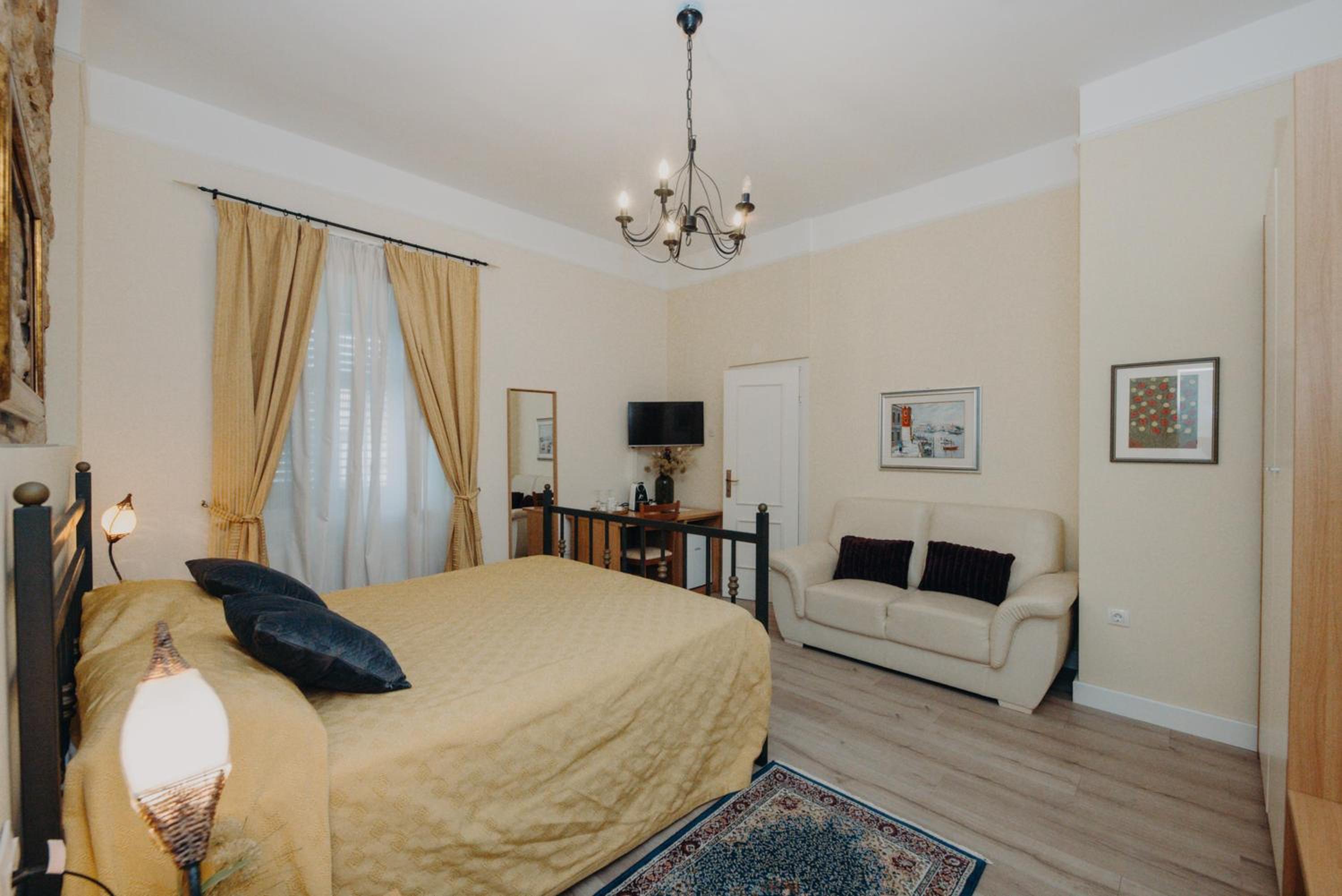 Double Room photo 2