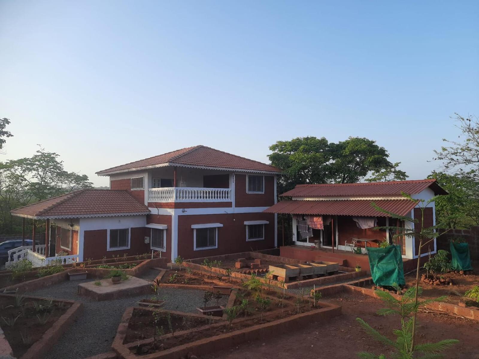 Three-Bedroom House photo 1