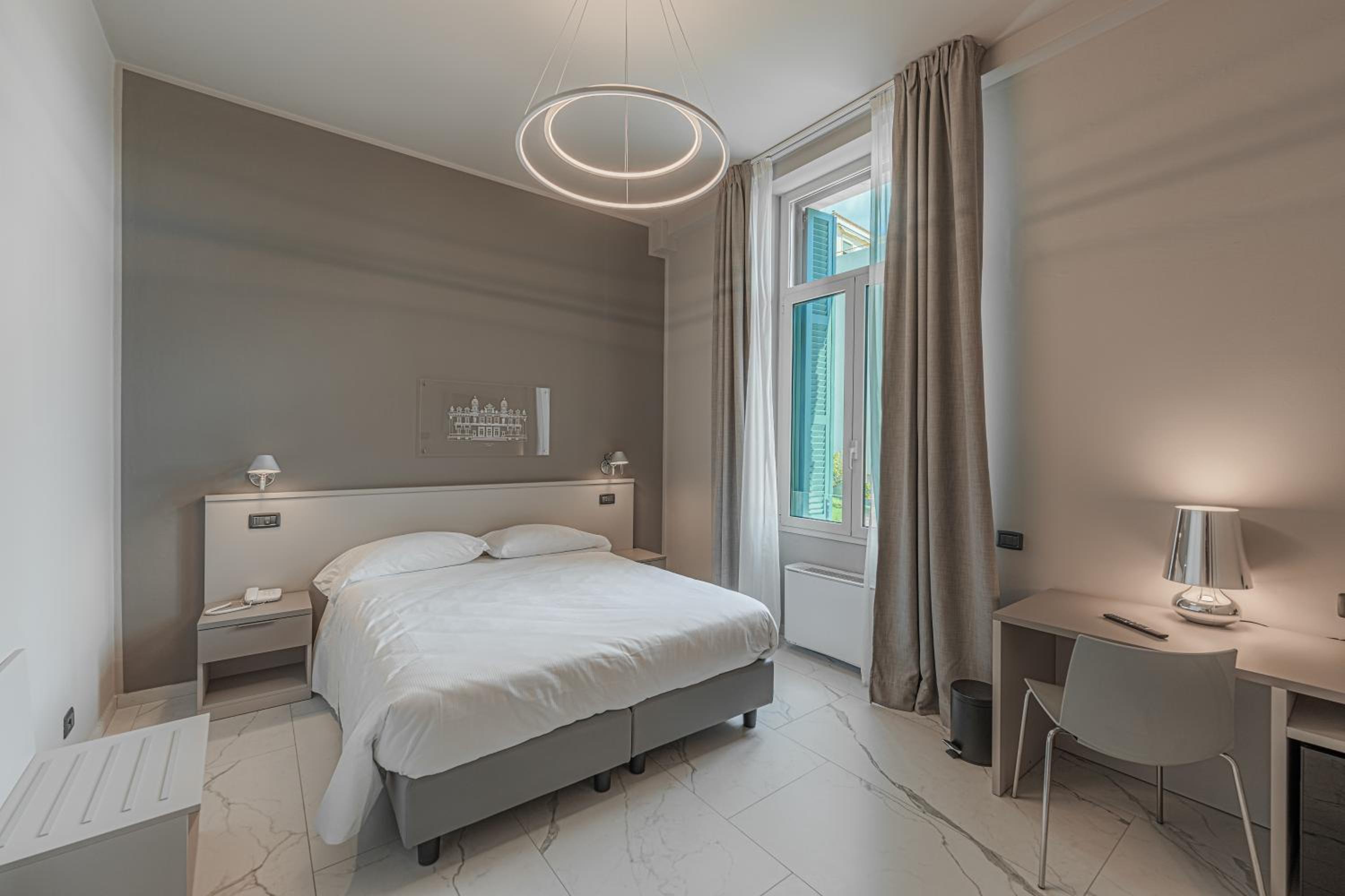 Deluxe Double Room - Main Building - Photo 1