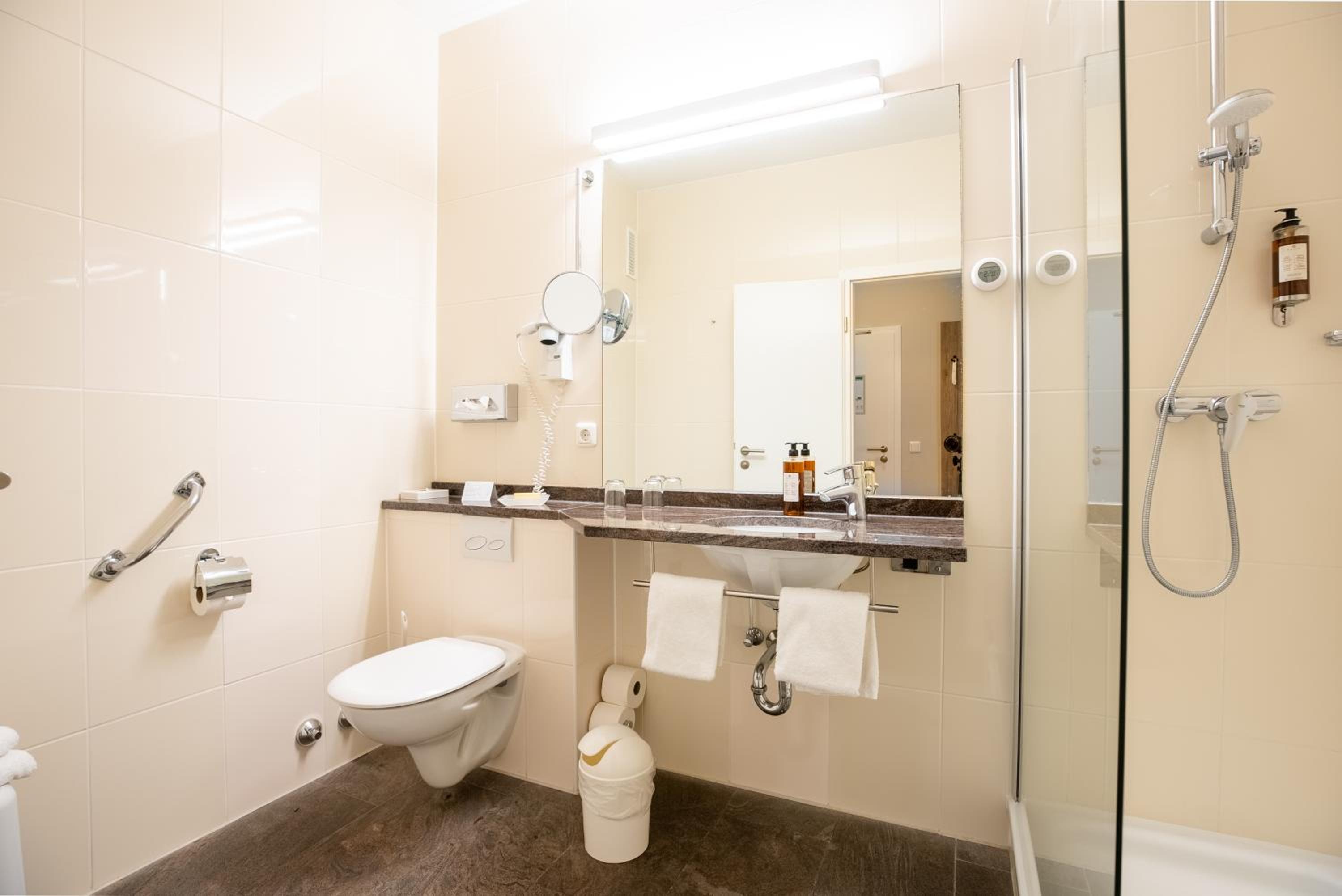 Superior Double Room photo 3