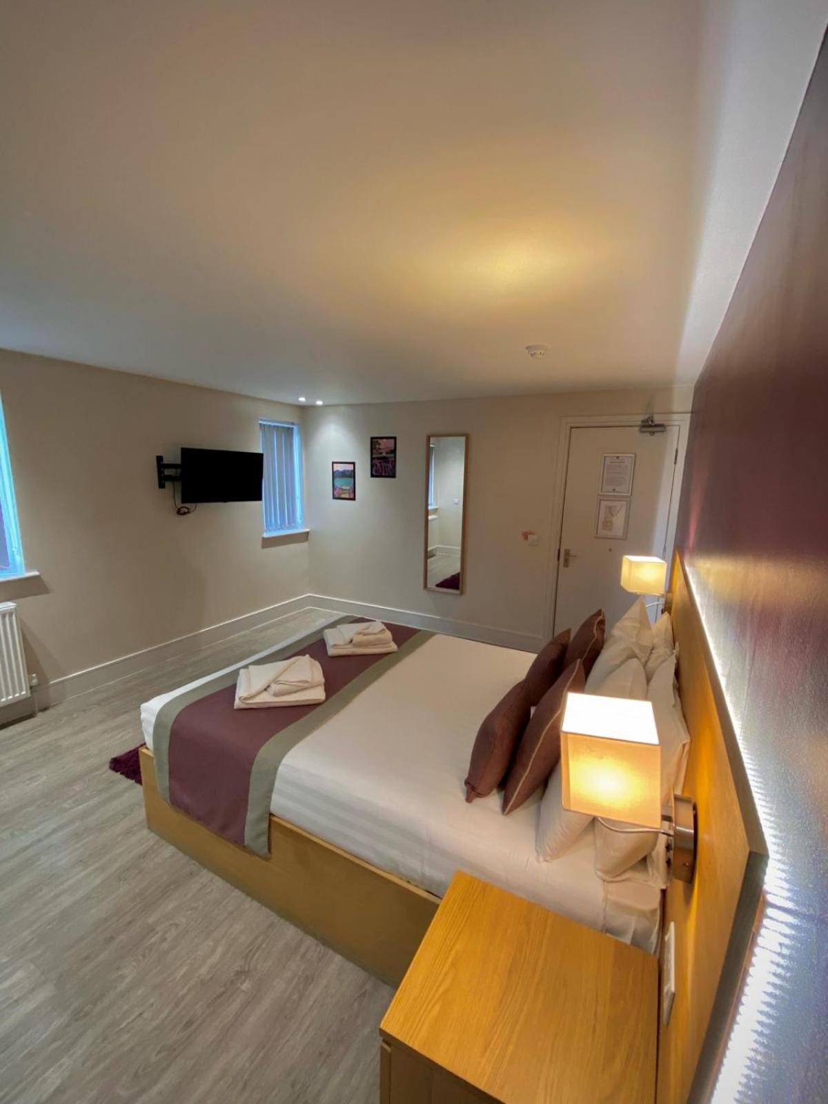 Double Room - Photo 1