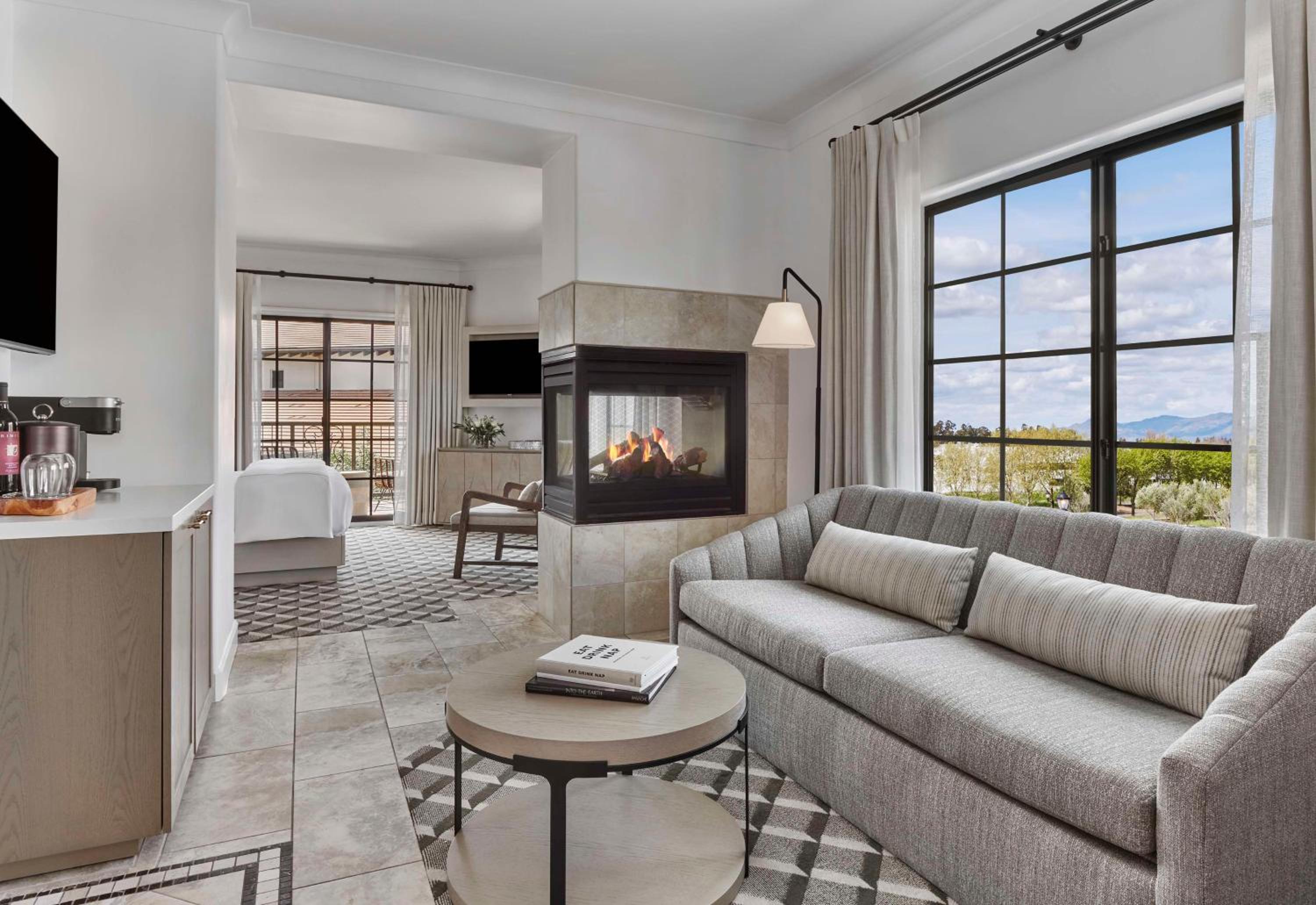 Wild Horse Studio Suite - Photo 3