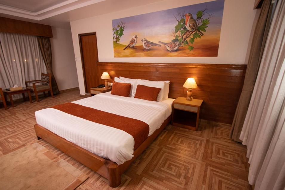 Junior Suite With Mountain View