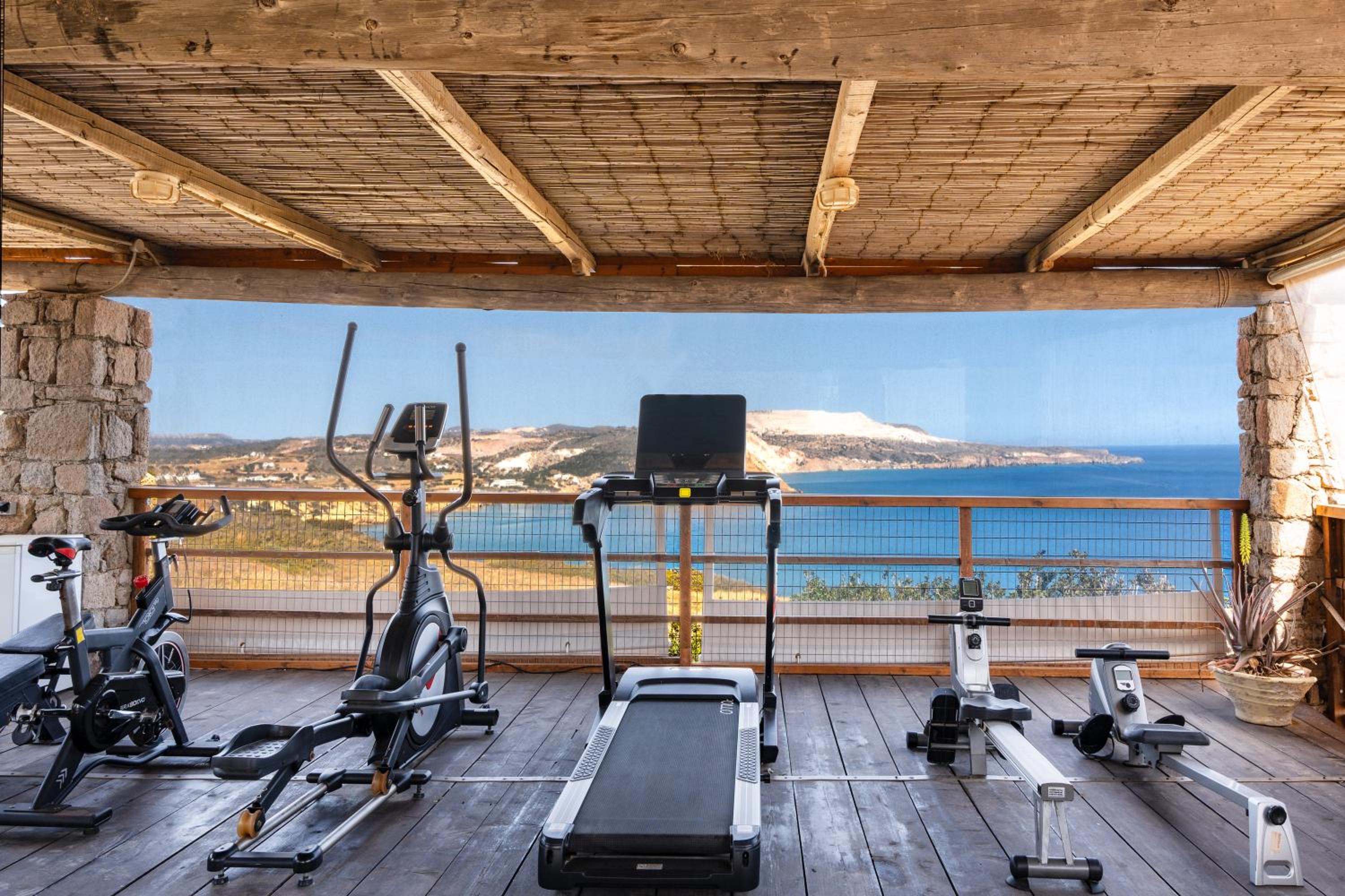 Studio Apartment with Sea View photo 2